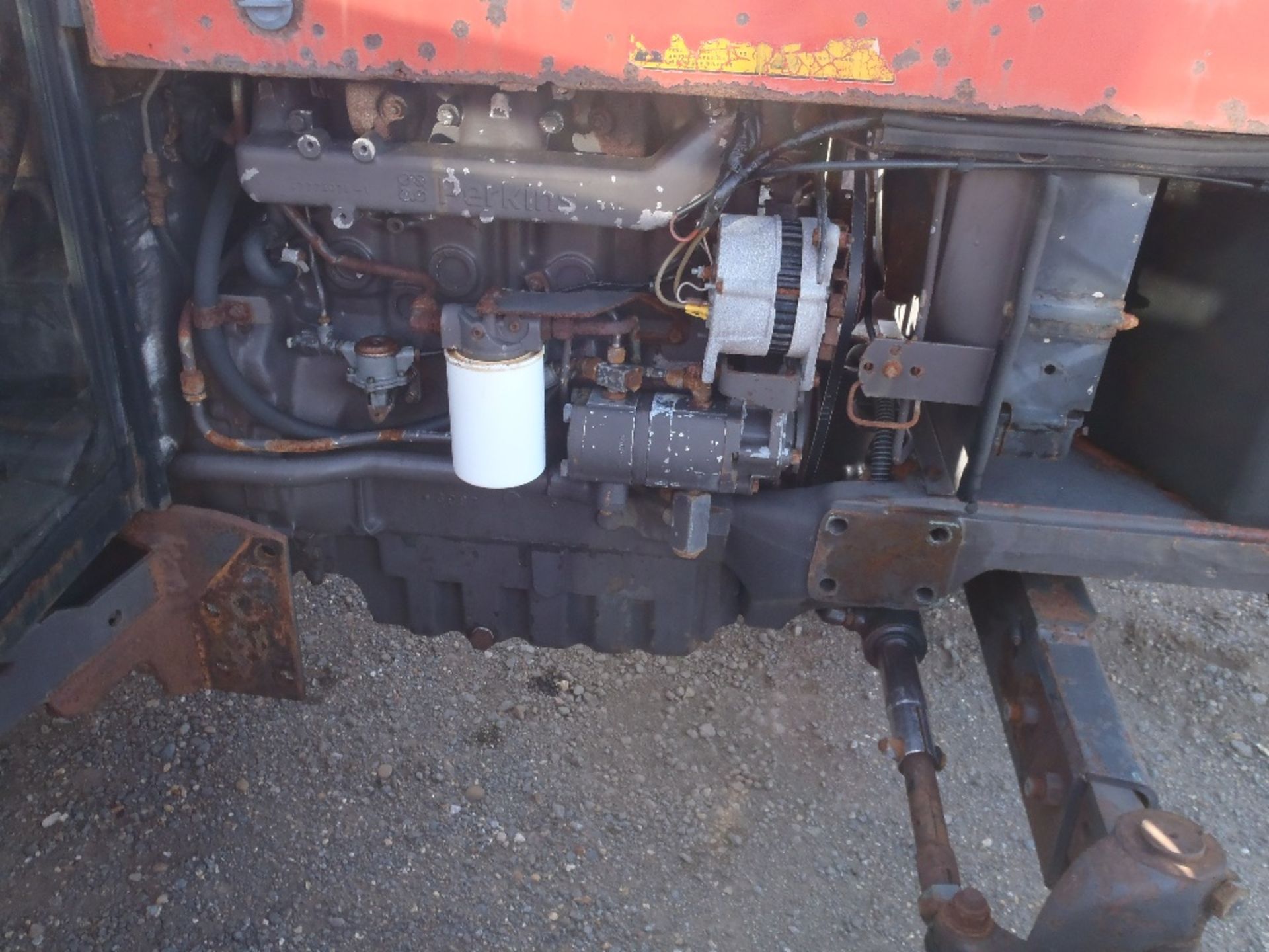 Massey Ferguson 375 2wd Tractor (non runner) Reg. No. E301 RMS Ser No V43047 - Image 4 of 7