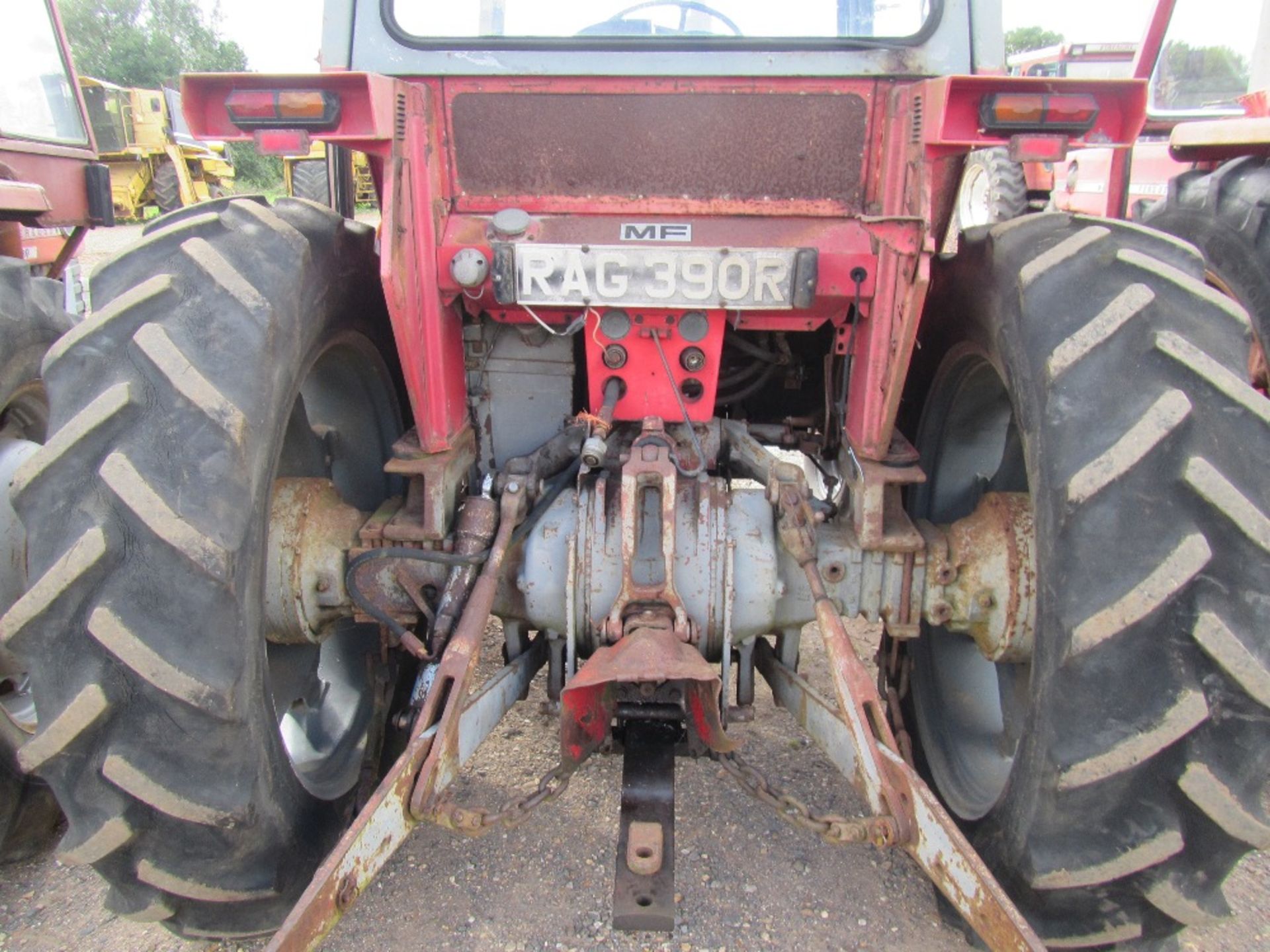Massey Ferguson 590 Tractor - Image 5 of 7