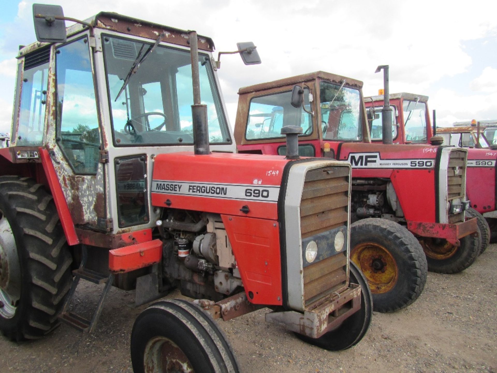 Massey Ferguson 690 Tractor - Image 2 of 7