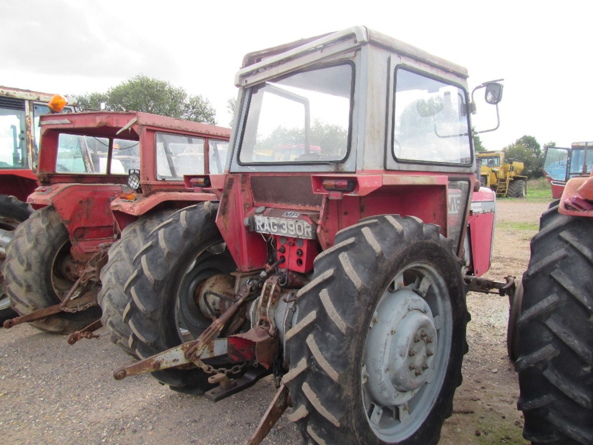 Massey Ferguson 590 Tractor - Image 4 of 7