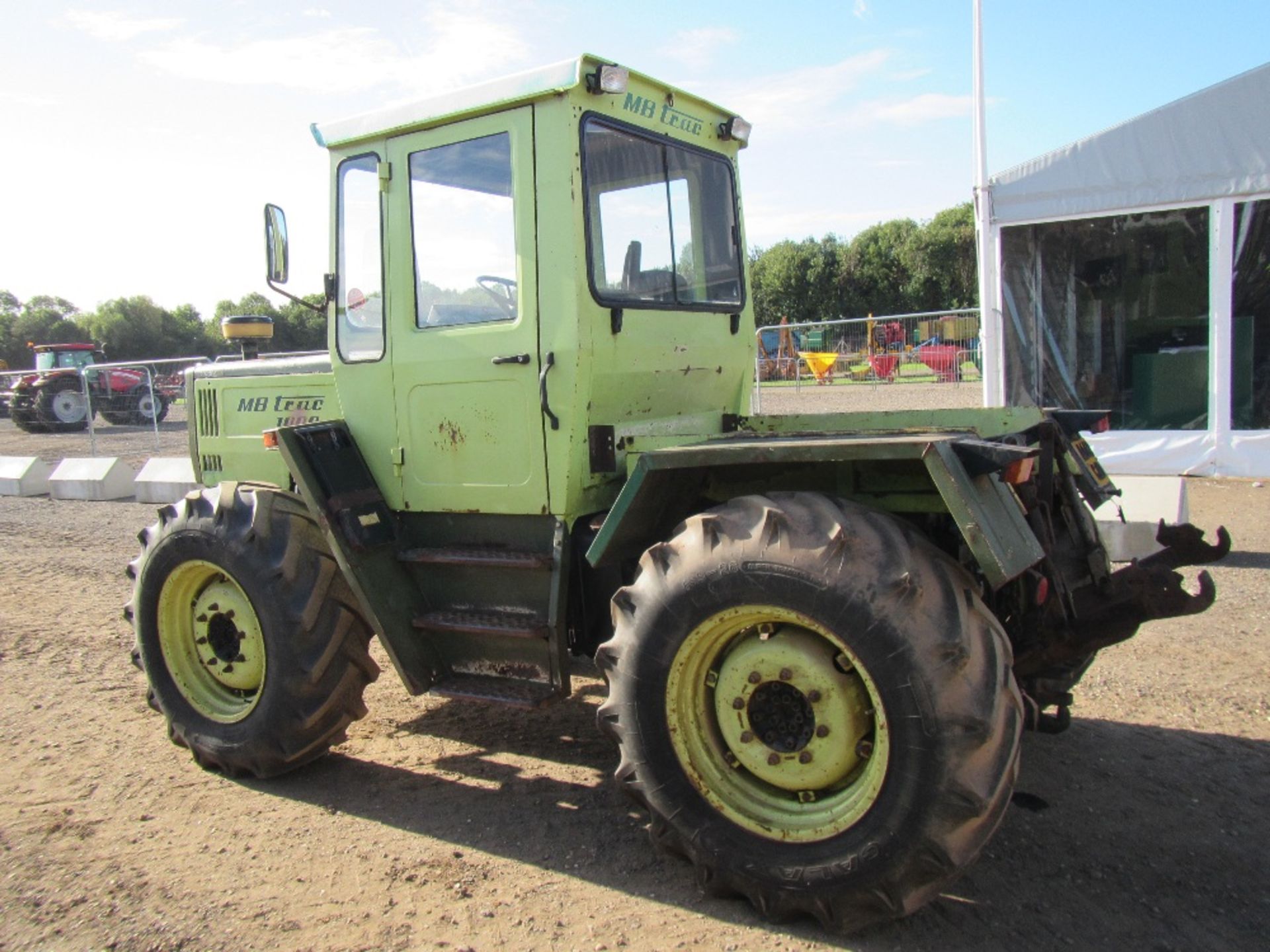 MB Trac 1000 with Cummins Engine, PTO Linkage, PUH, 16.9-26 Tyres Reg. No. A669 GAD Ser No - Image 8 of 16