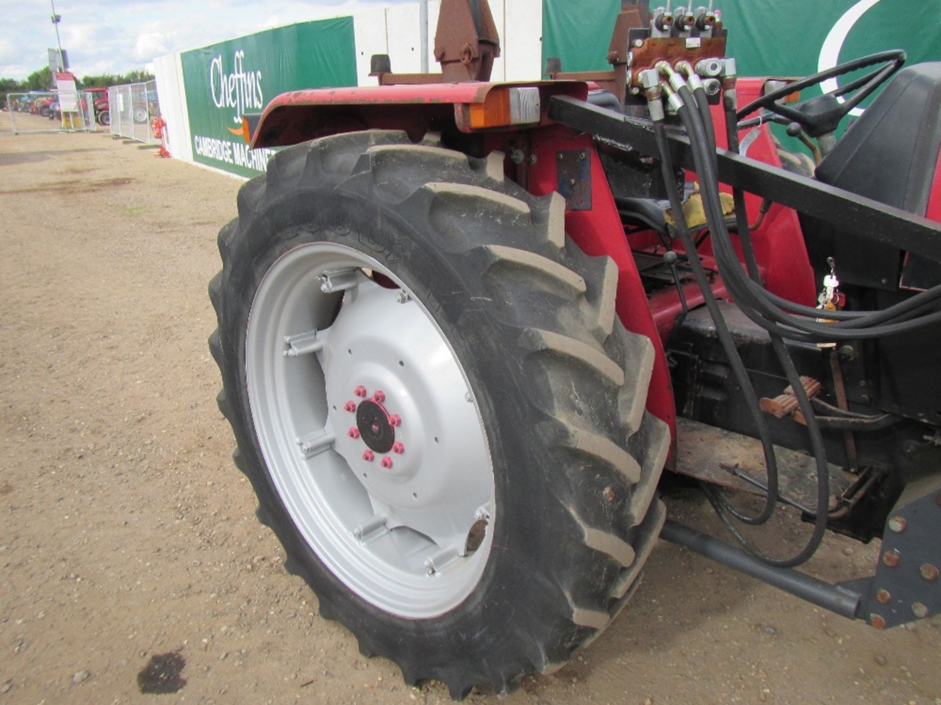 1997 Case International 4210 2wd Tractor with Stohl Power Tip Loader, one owner Reg. No. P913 ODX - Image 5 of 12