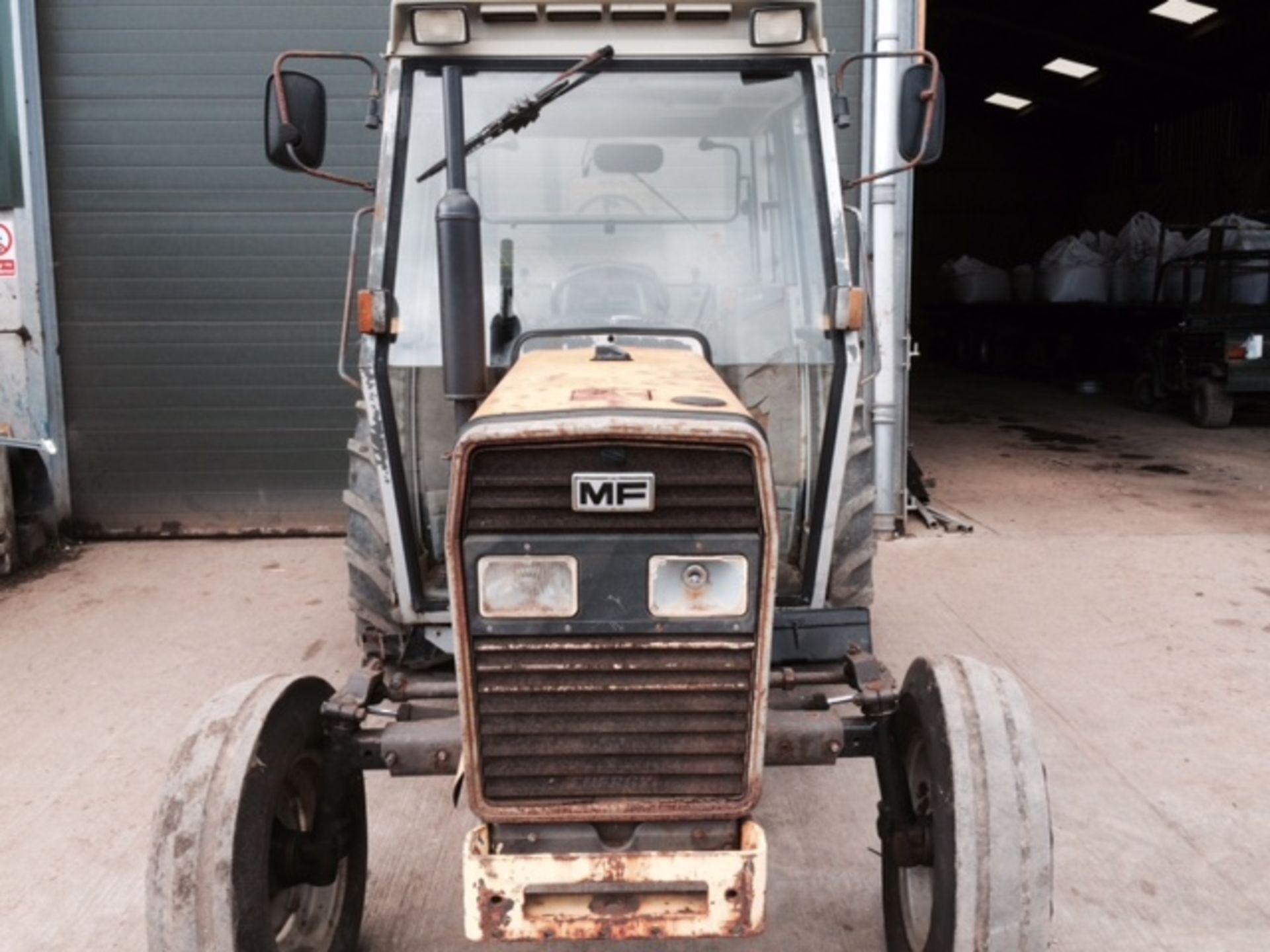 Massey Ferguson 362H Tractor with Manual Gearbox - Image 3 of 8