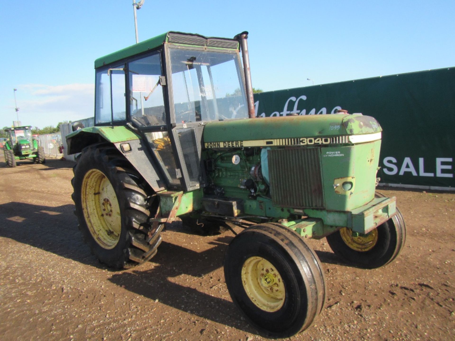 John Deere 3040 2wd Tractor with OPU Cab Reg. No. TFM 461V Ser No 364600 UNRESERVED LOT - Image 3 of 16