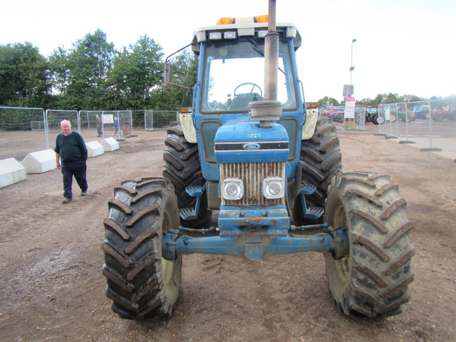 Ford 7810 Tractor - Image 2 of 17