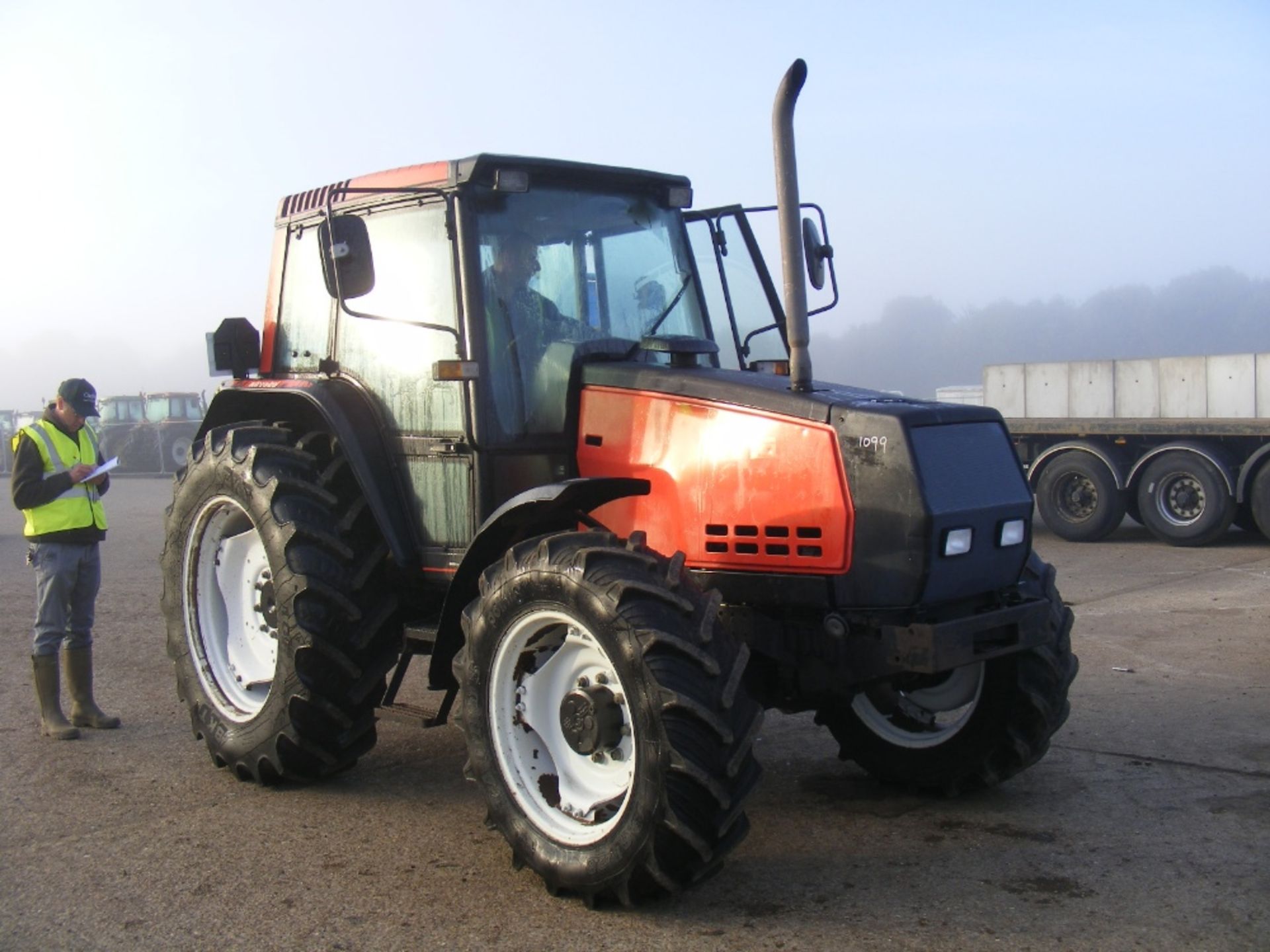 Valtra Valmet 6800 Tractor R Reg - Image 3 of 5