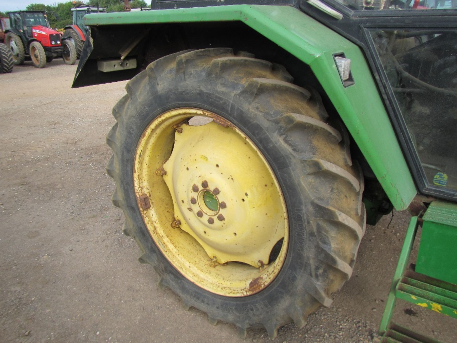 John Deere 2030 Tractor with Quicke Loader Reg. No. ODO 859R Ser. No. 237263 - Image 5 of 16