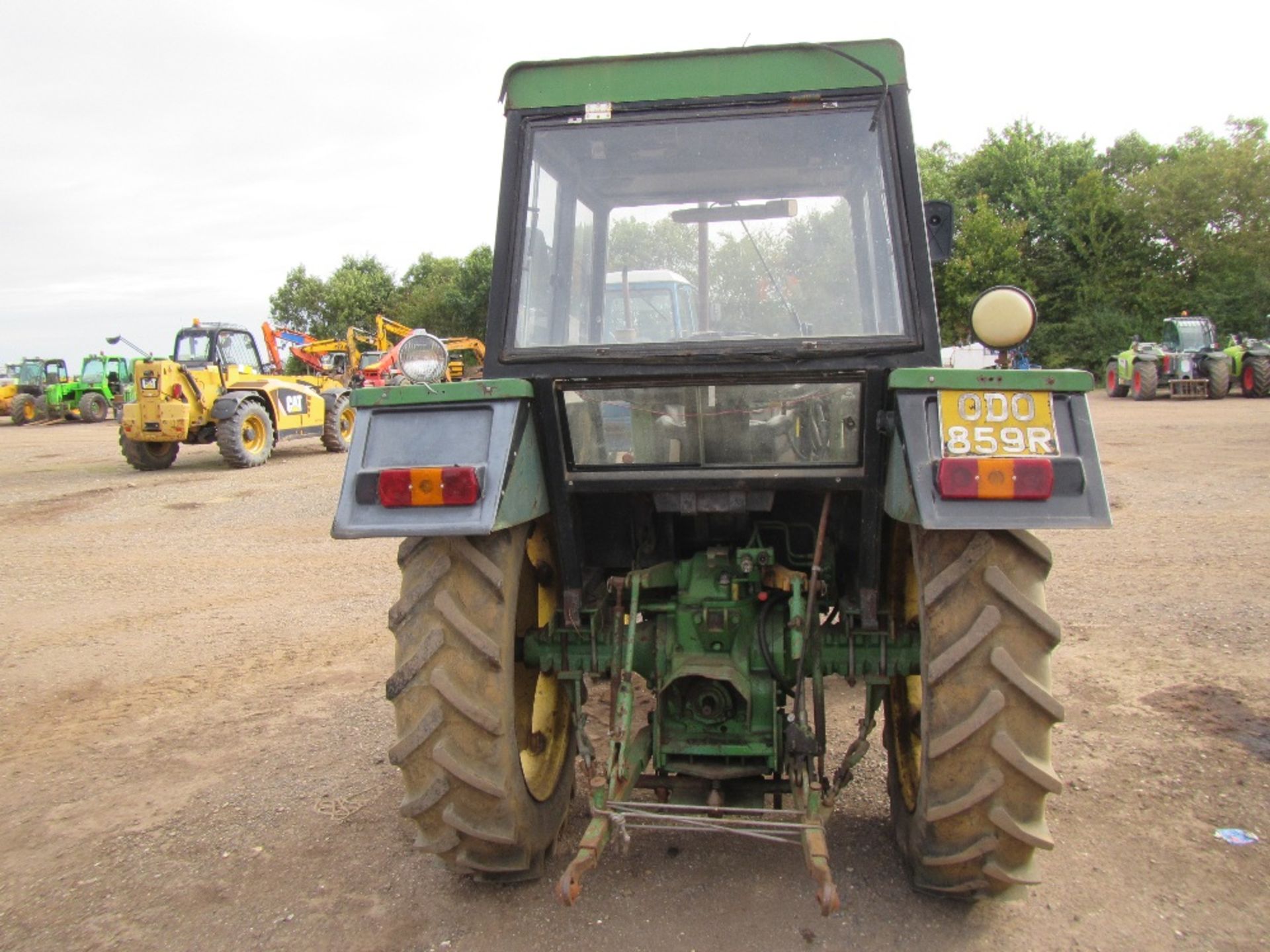 John Deere 2030 Tractor with Quicke Loader Reg. No. ODO 859R Ser. No. 237263 - Image 6 of 16