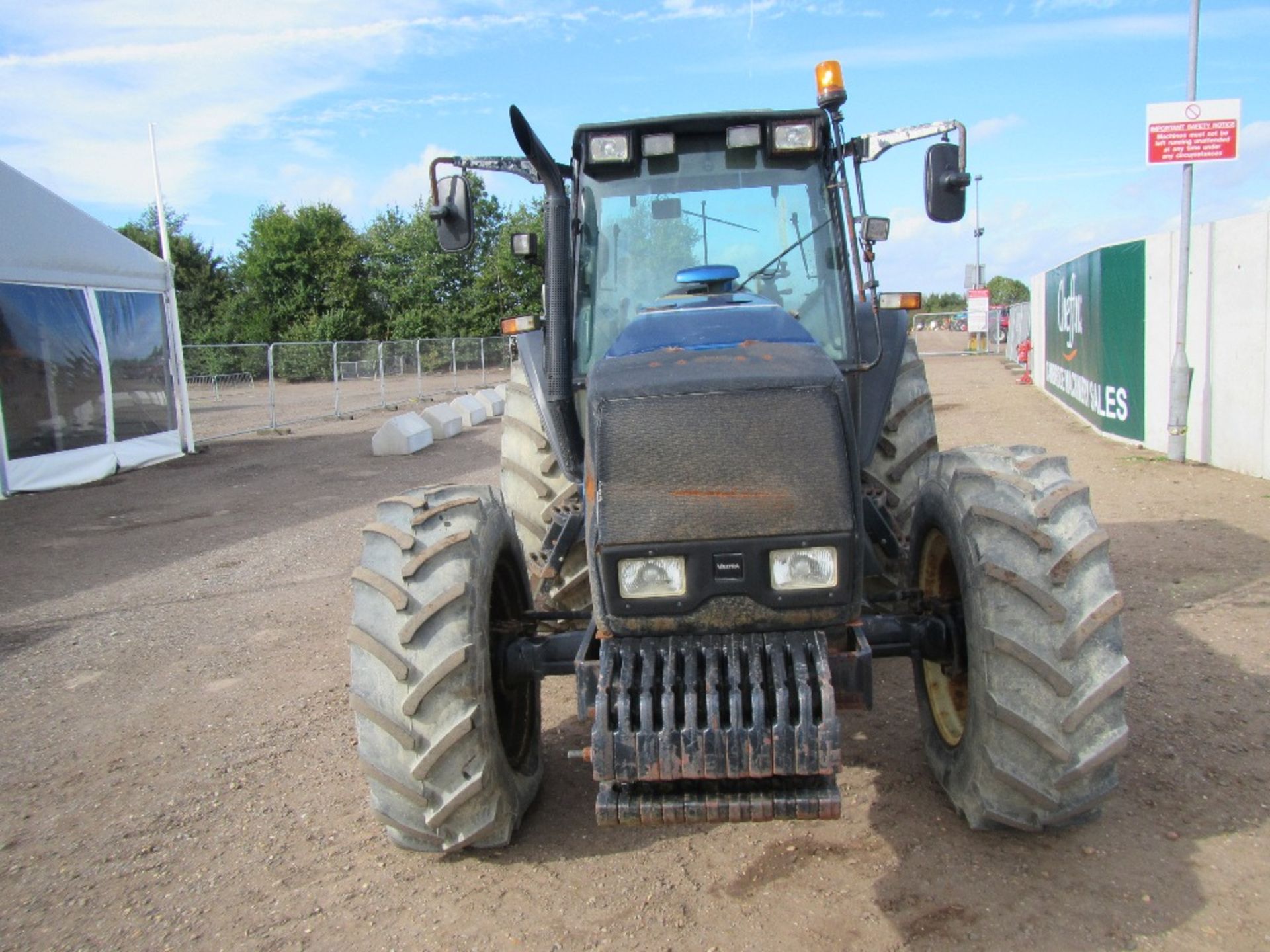 Valmet 8350-4 4x4 Tractor with Reverse Drive Reg. No. CU51 AHX Ser No 235521 - Image 2 of 19