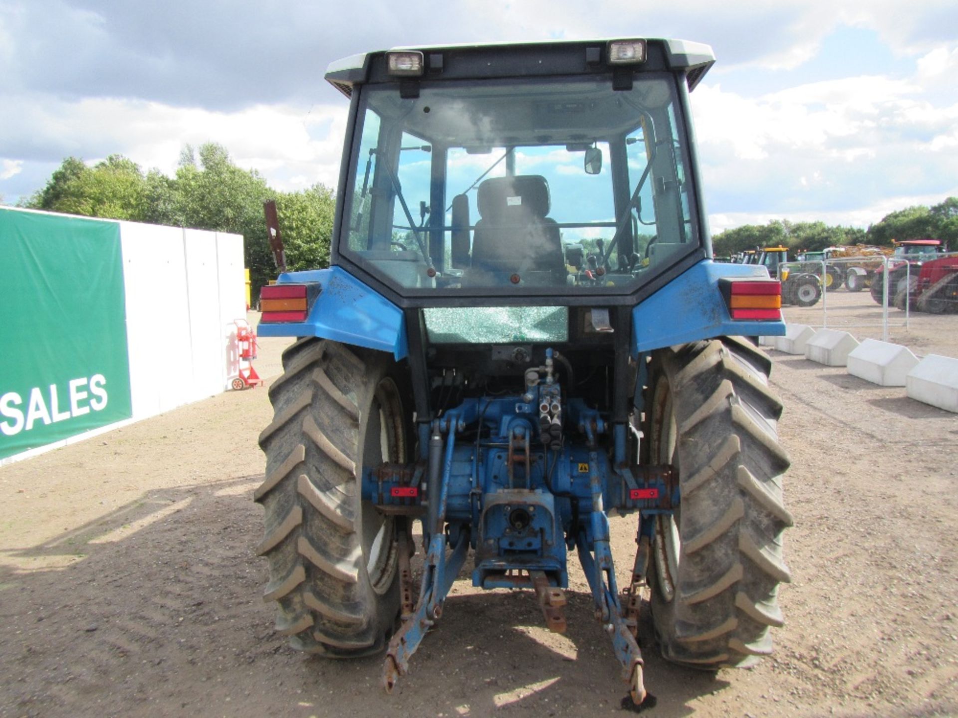 Ford 6640SL Tractor with Loader Ser. No. BD28632 - Image 7 of 18