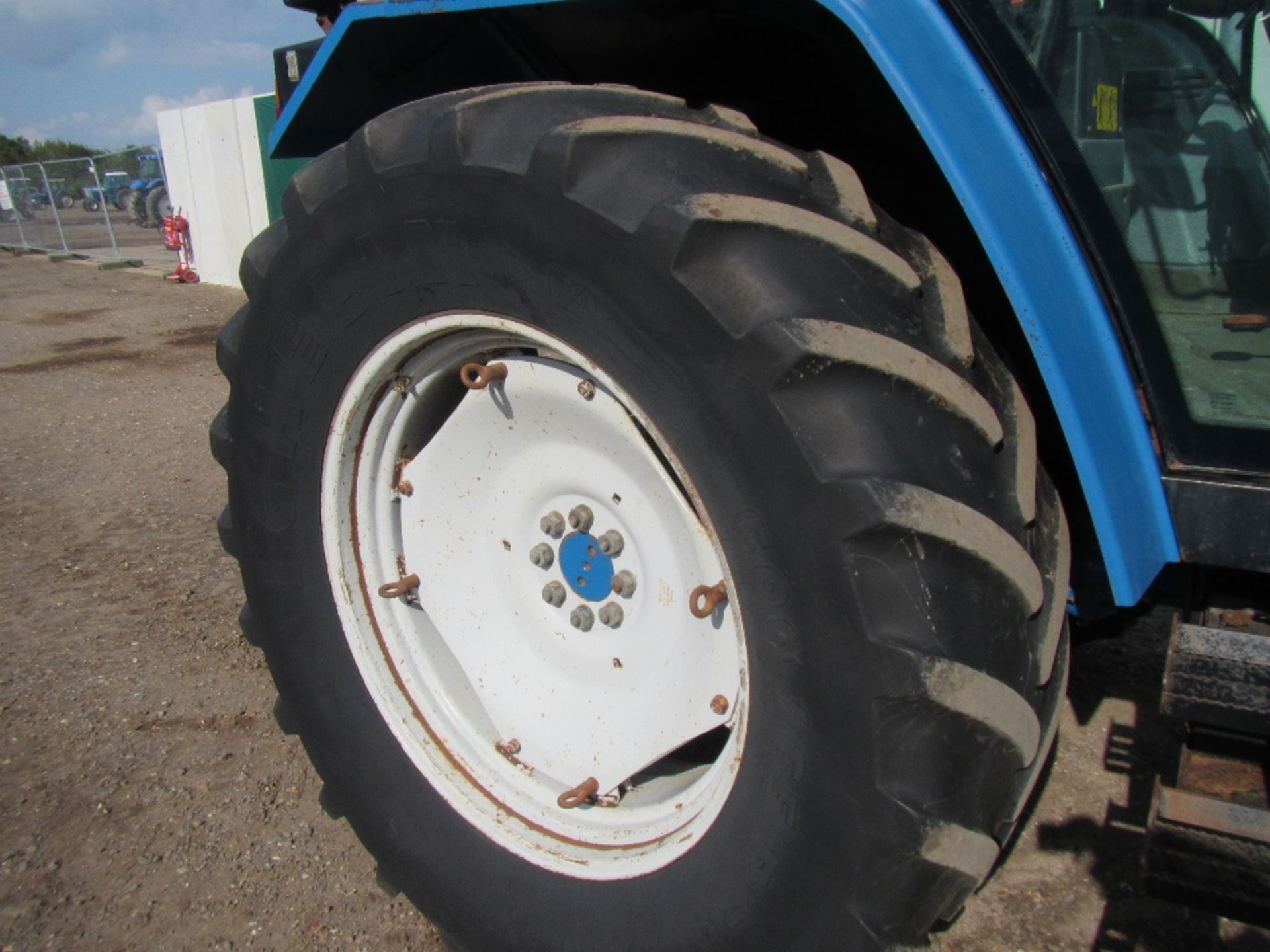 Ford New Holland 8340 SLE 40k Tractor with Air Con. Reg. No. M229 JLJ Ser No BD85370 - Image 5 of 17