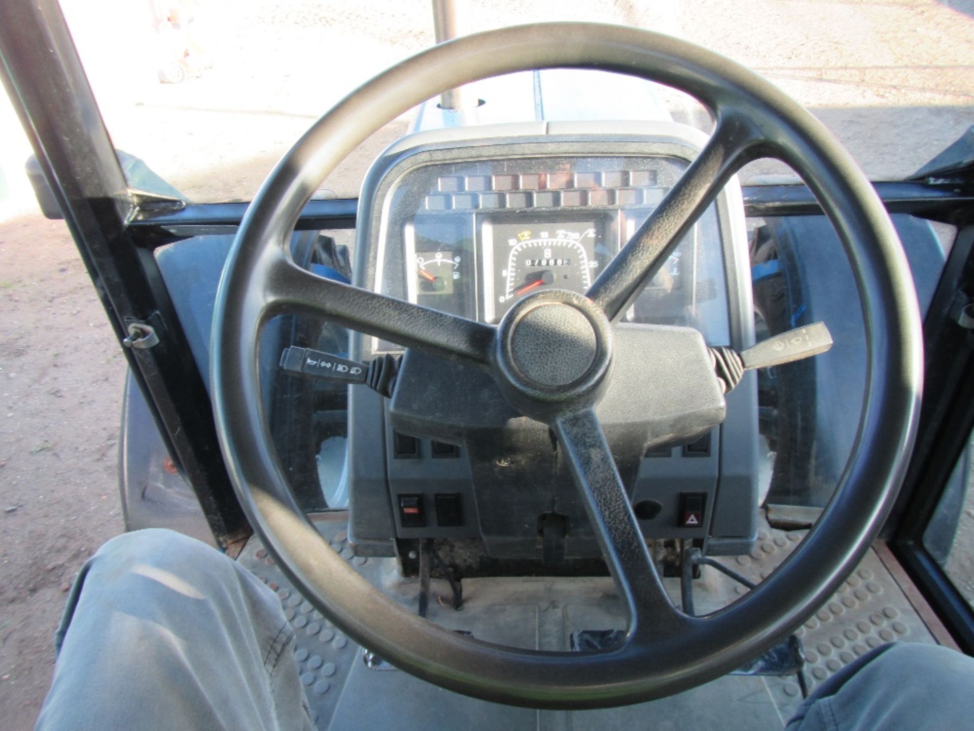 Ford 5640SL 4wd Tractor Ser. No. BD71079 - Image 15 of 17