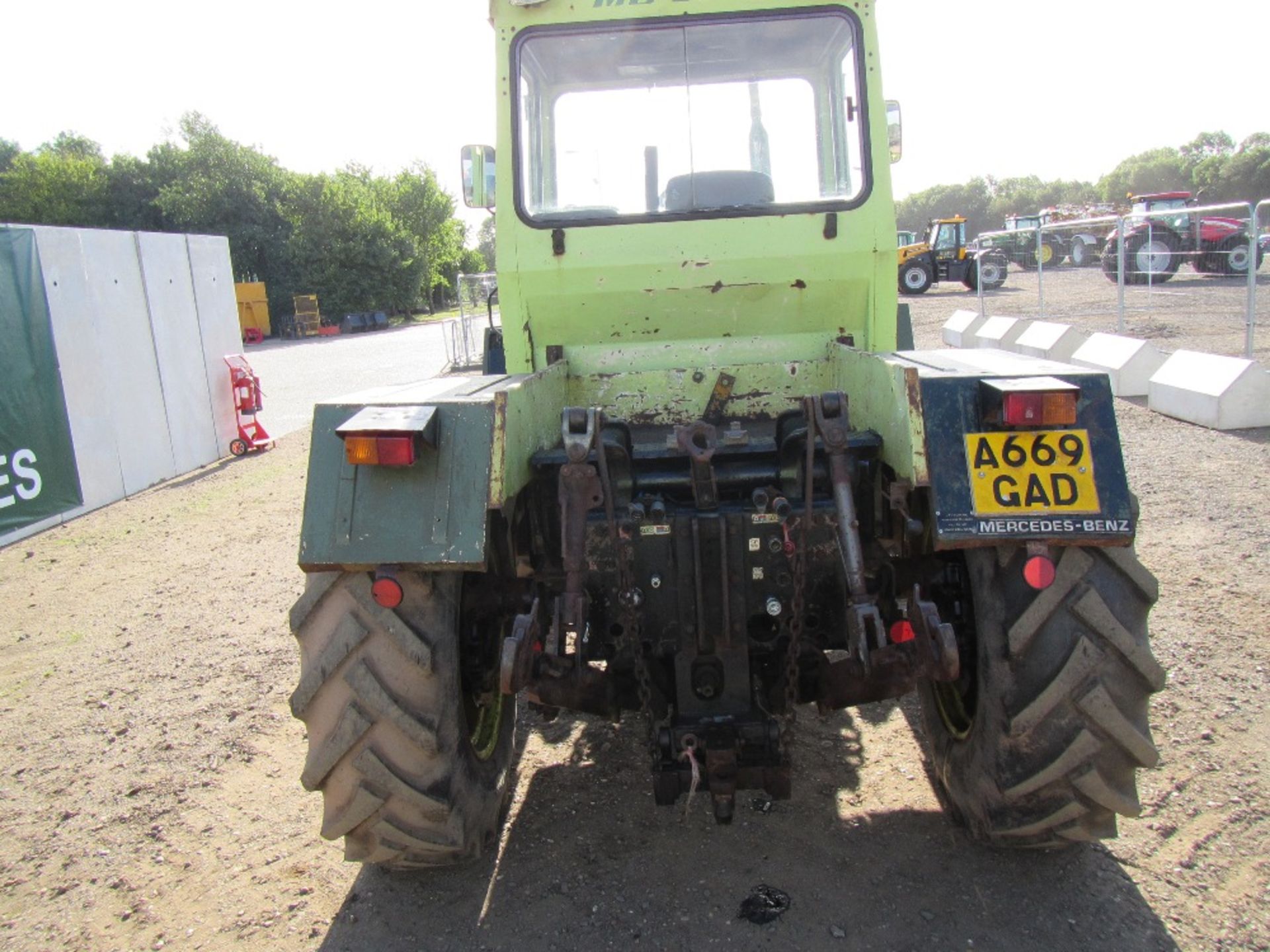 MB Trac 1000 with Cummins Engine, PTO Linkage, PUH, 16.9-26 Tyres Reg. No. A669 GAD Ser No - Image 6 of 16