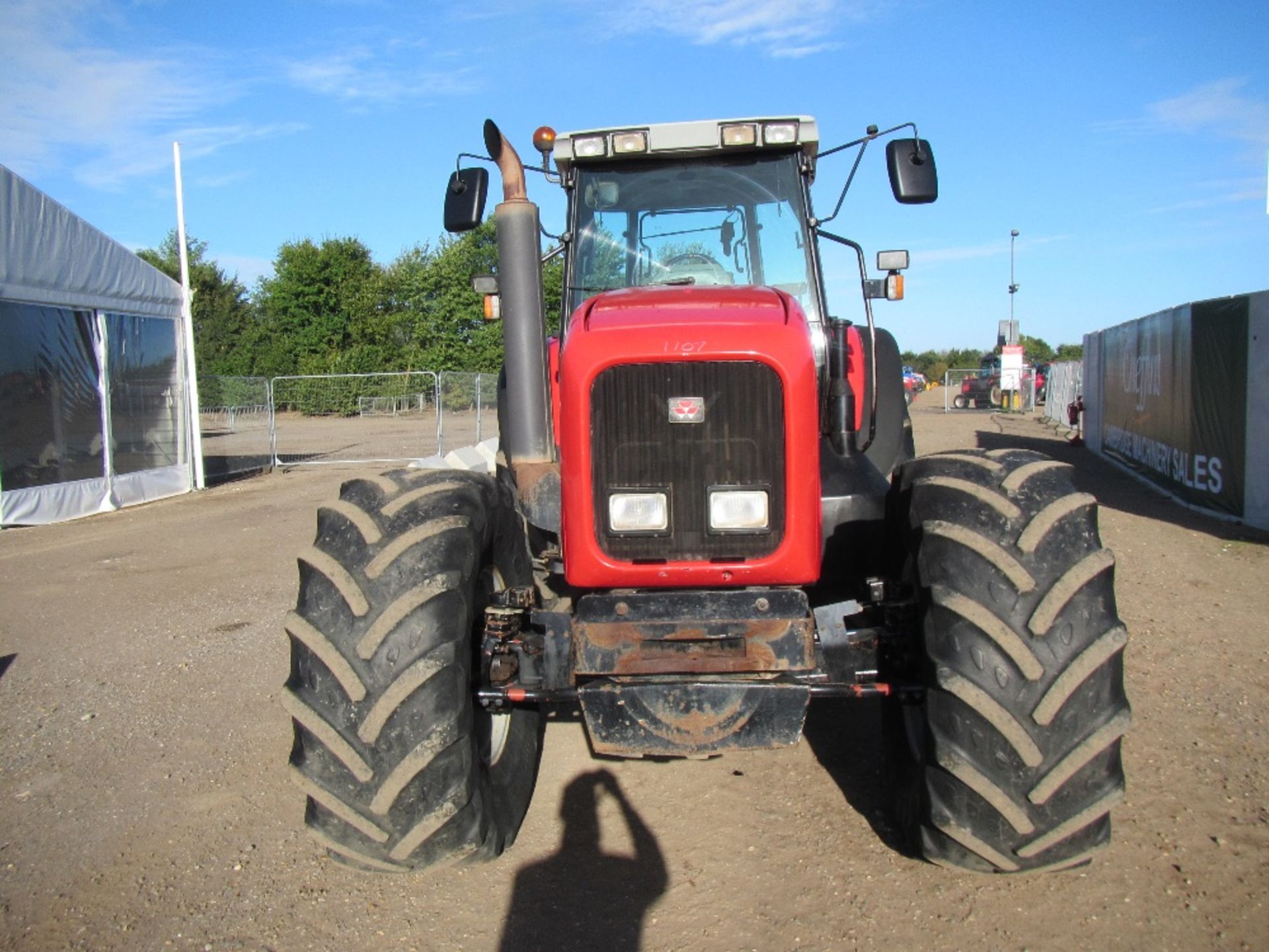 2001 Massey Ferguson 8280 Tractor with Air Con & Pick Up Hitch Reg No Y521 OJL Ser No K179035 - Image 2 of 16