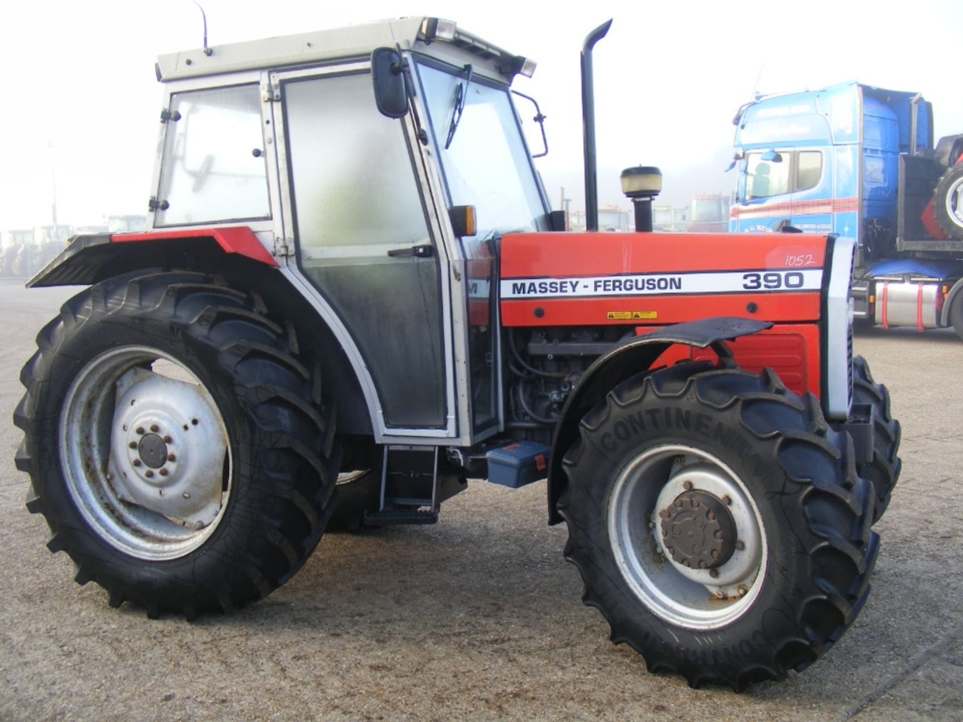 Massey Ferguson 390 4wd Tractor 3274 Hrs. Reg. No. H717 KCS