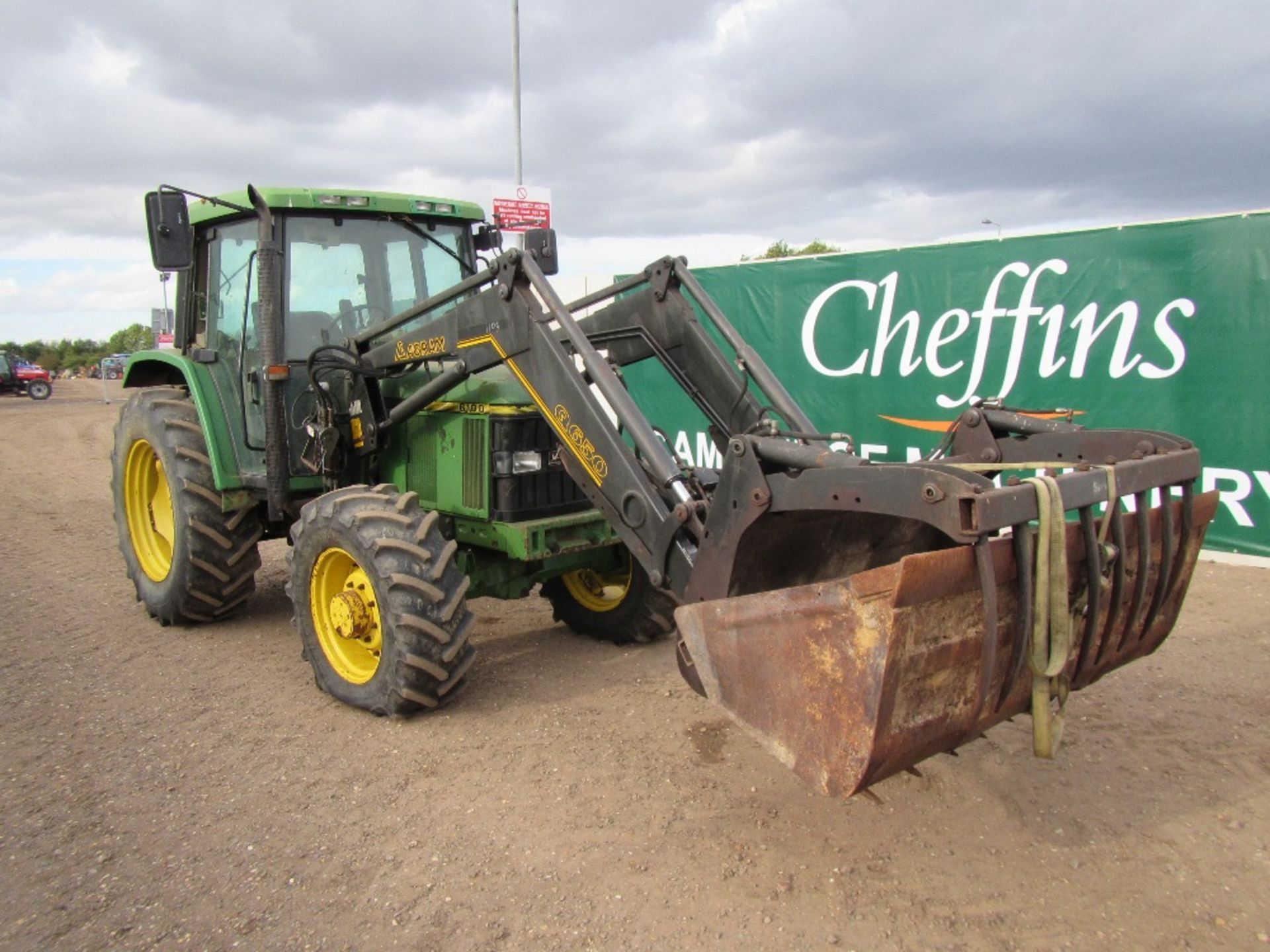John Deere 6100 Power Quad Tractor with Loader. Reg Docs will be supplied Ser No 156383 - Image 3 of 18