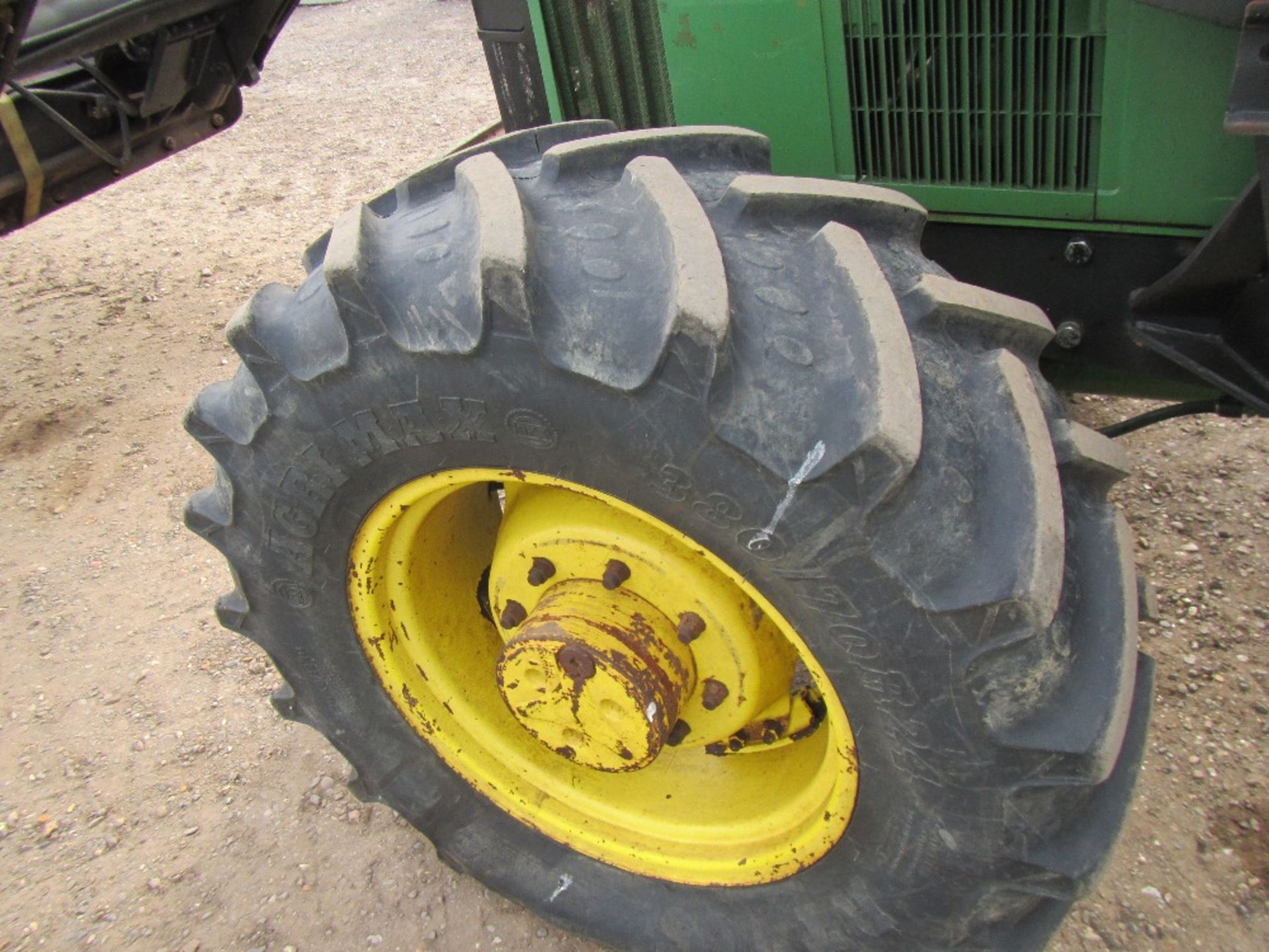 John Deere 6100 Power Quad Tractor with Loader. Reg Docs will be supplied Ser No 156383 - Image 12 of 18