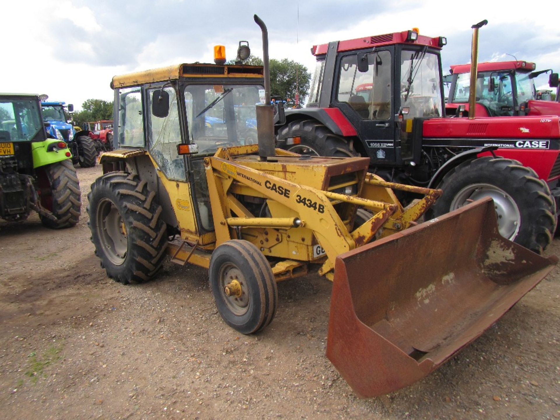Case 3434B Tractor with Loader Reg. No. G813 VNF - Image 3 of 12