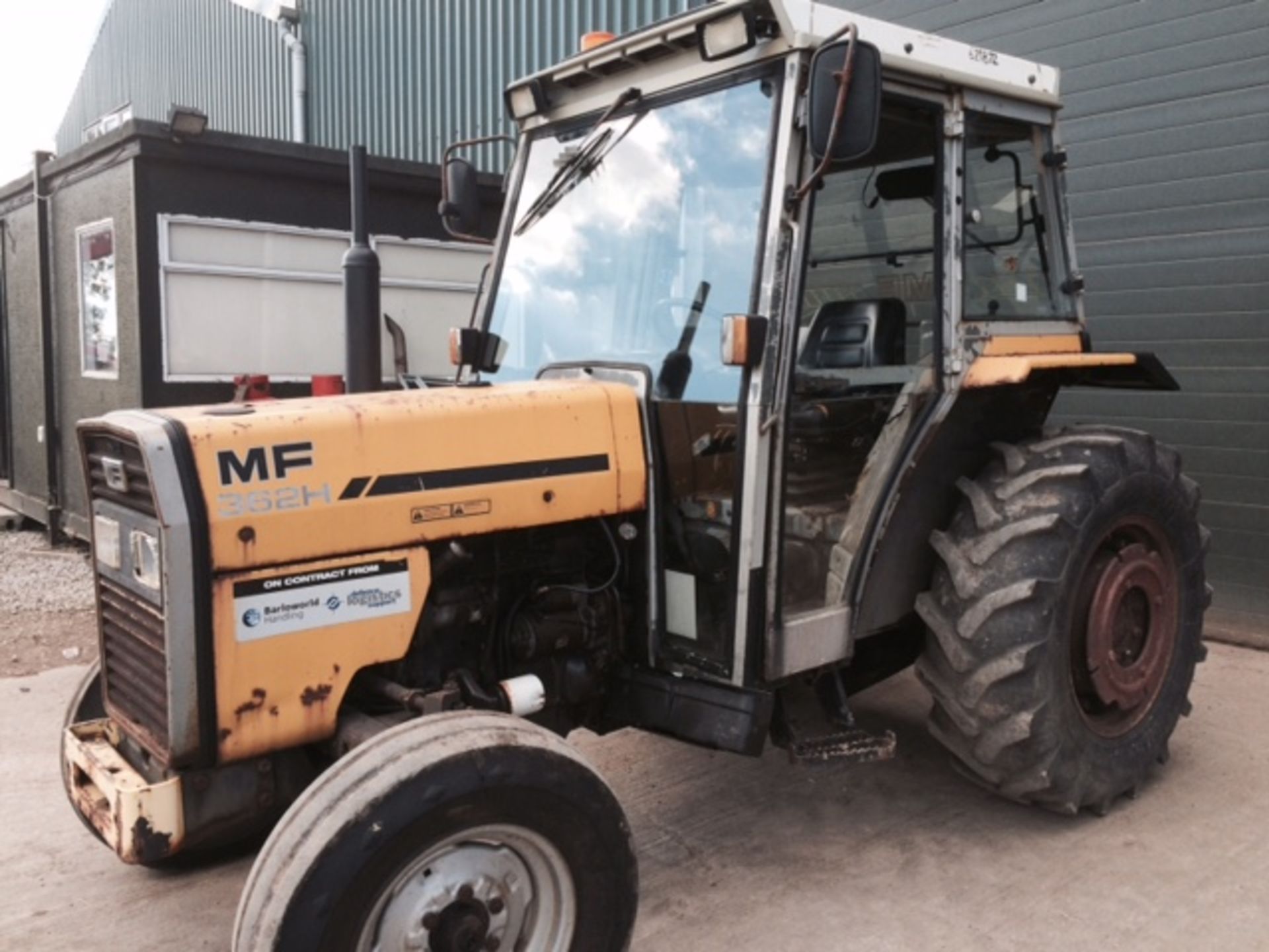 Massey Ferguson 362H Tractor with Manual Gearbox