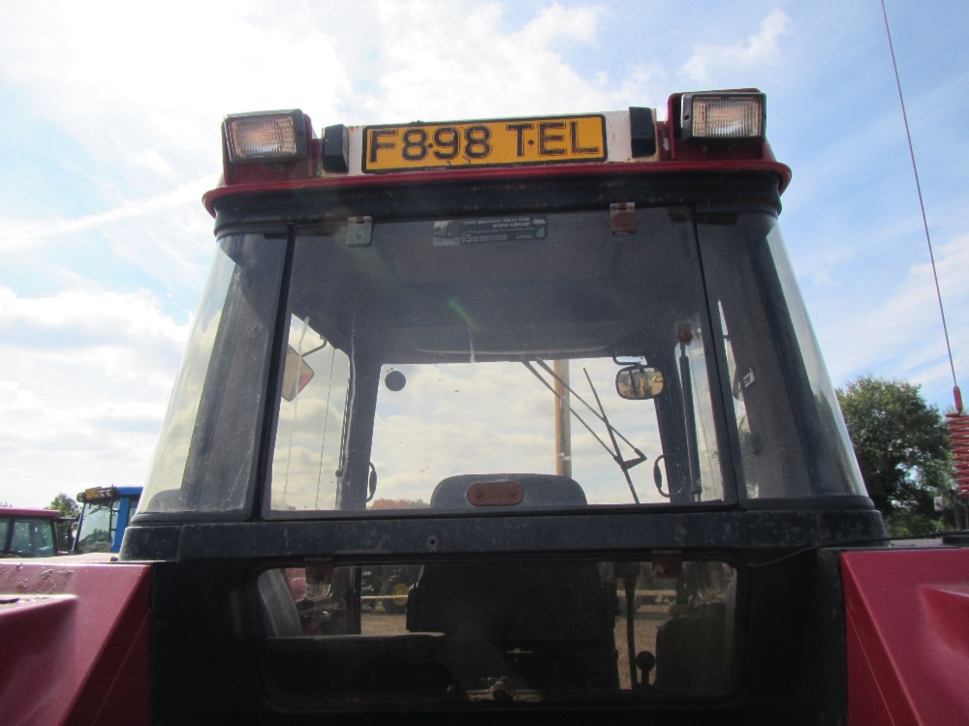 Case 1056XL 4wd 40k Tractor with Air Con Reg. No. F898 TEL Ser. No. D031011 - Image 8 of 17