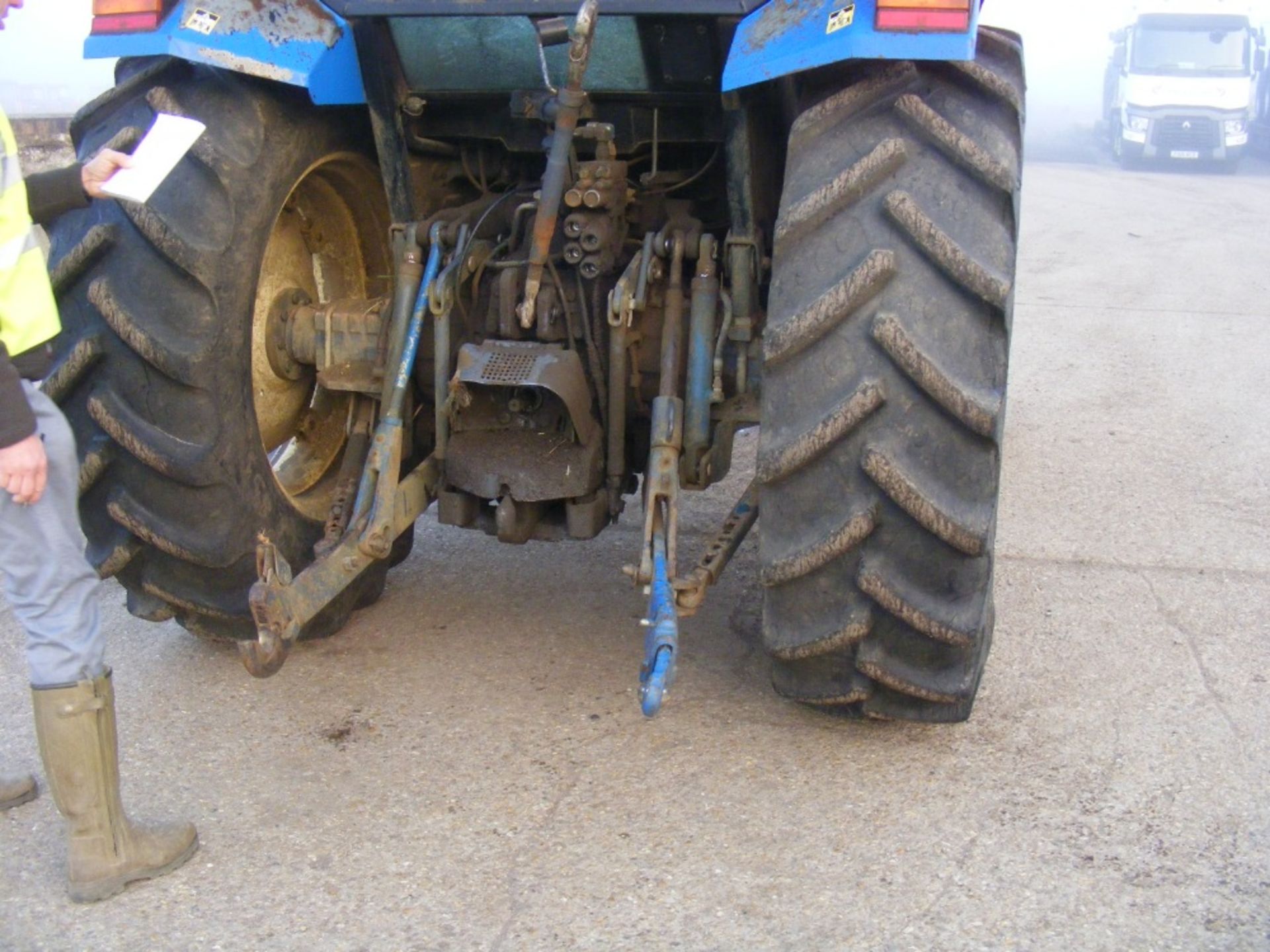 1995 New Holland 8340 SLE Tractor 6500 Hrs - Image 6 of 7