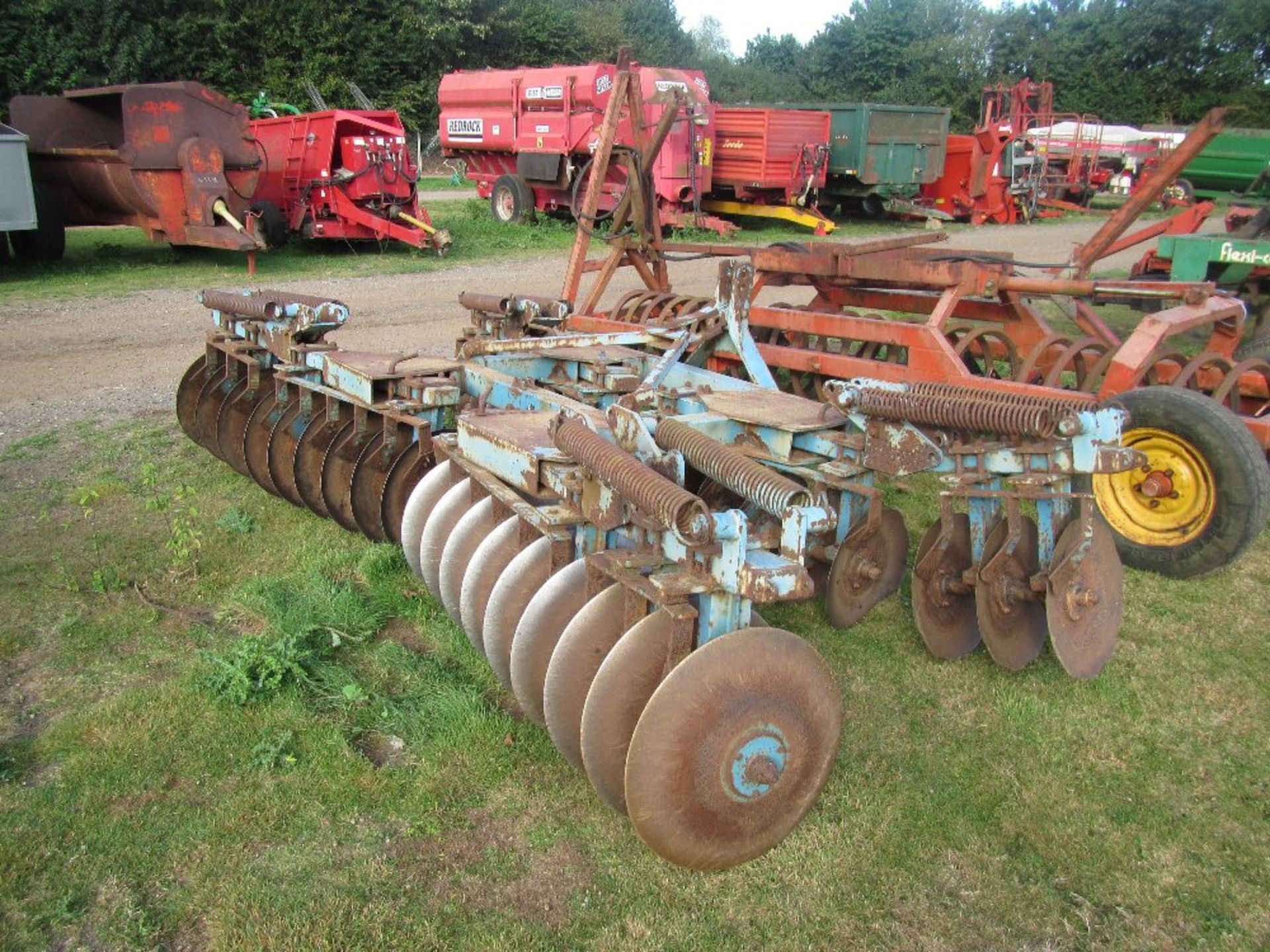 Parmiter 12ft Linkage Mounted Folding Disc Harrows - Image 4 of 7