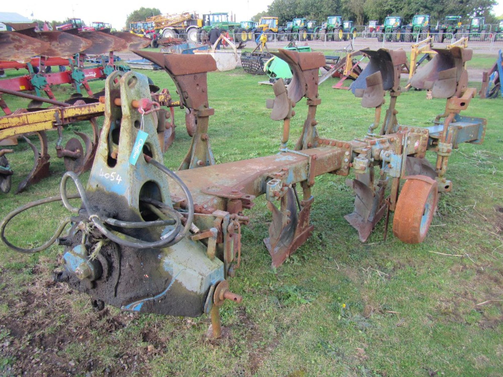 Ransomes 4 Furrow Reversible Plough - Image 2 of 3