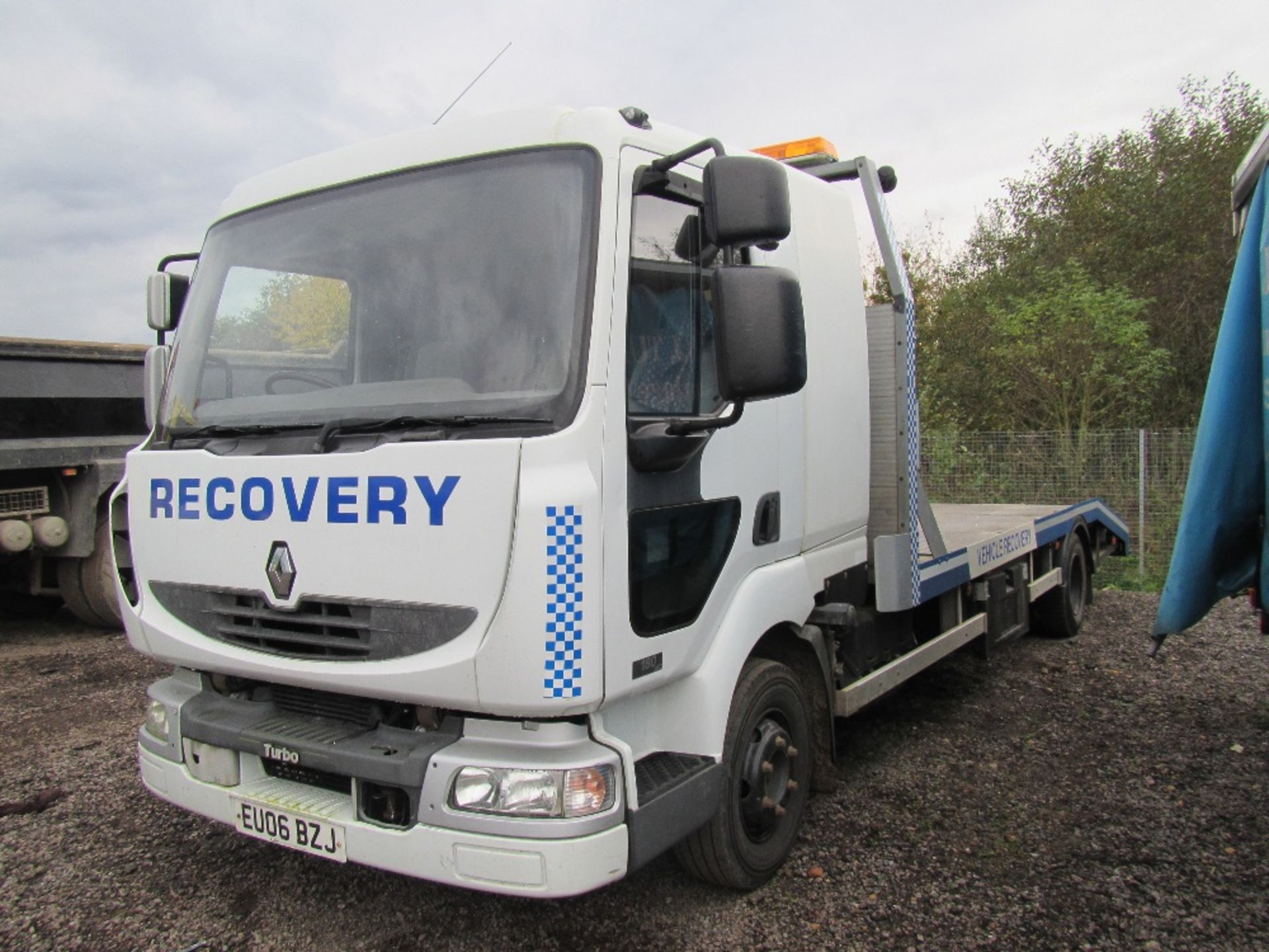 2006 Renault Midlum 180 22ft Plant Beavertail with Sleeper Cab, Alloy Ramps, Winch. Reg Docs will be