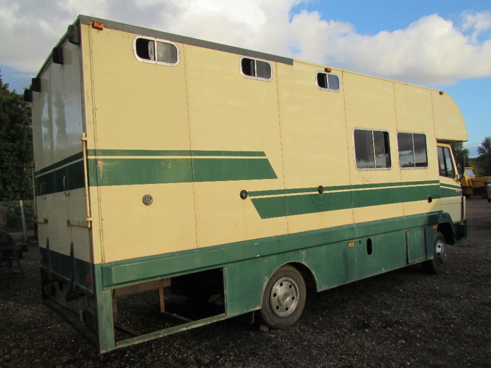 Mercedes 7.5 Ton Horsebox/Lorry. Reg Docs will be supplied. Mileage: 507,440. MOT till May 17. - Image 5 of 7