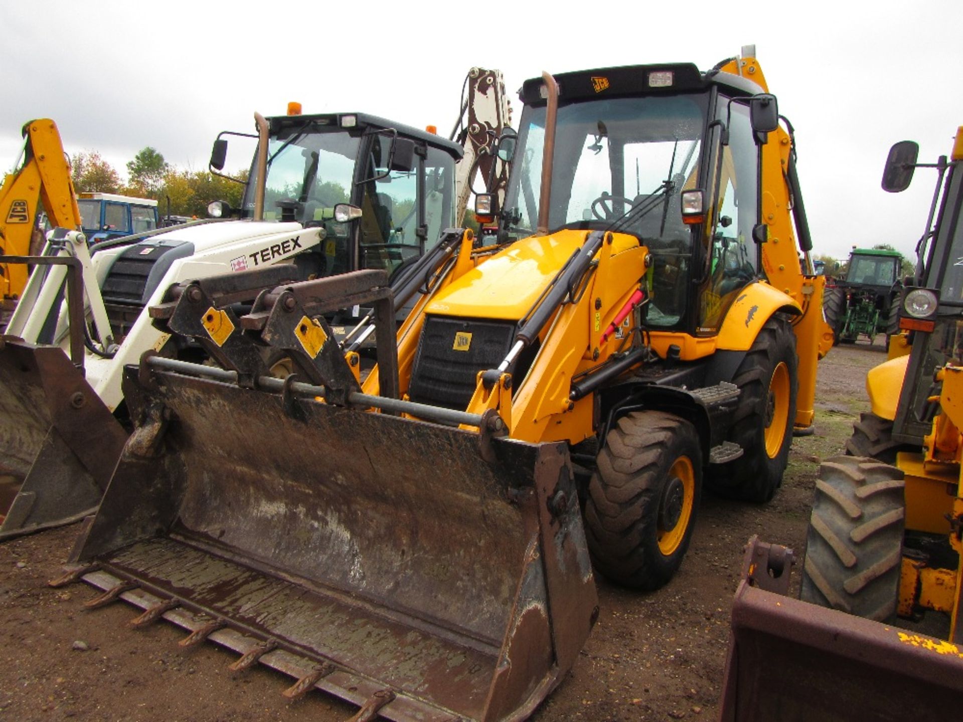 2009 JCB 3CX Digger Loader. Turbo, Extender Hoe, 4 in 1, Pallet Tines, Torque Lock, Quick Attach & - Image 2 of 12