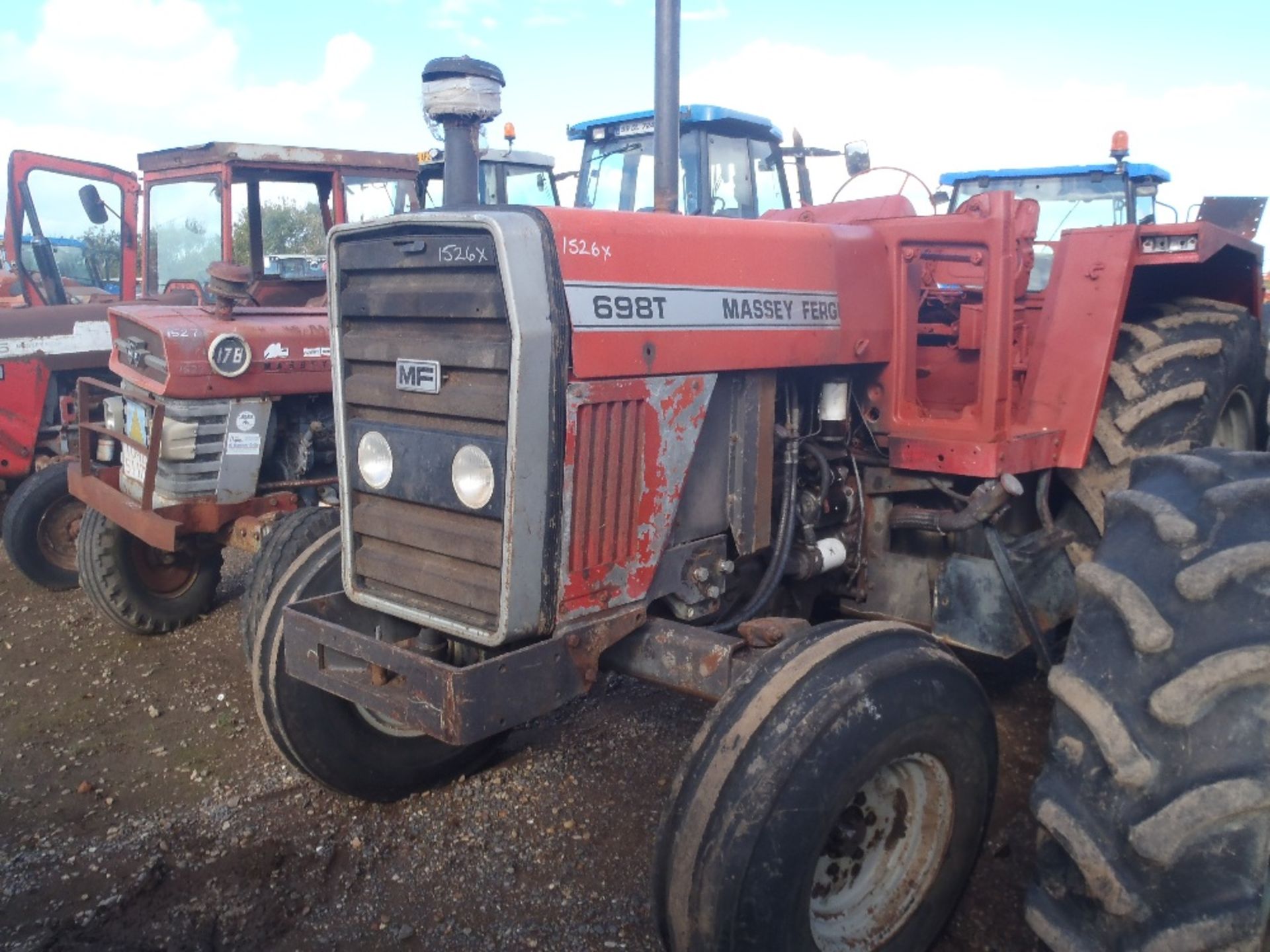 Massey Ferguson 698 Tractor. Non runner