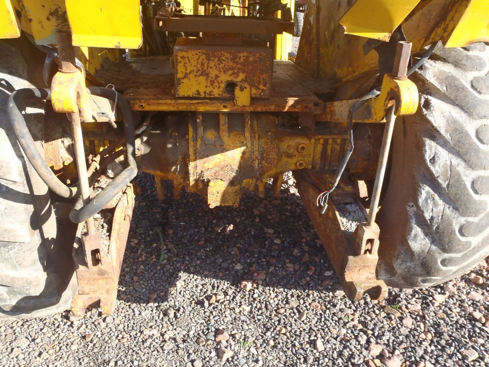 Massey Ferguson 50B Tractor. Loader, 4 in 1 Bucket. - Image 4 of 10