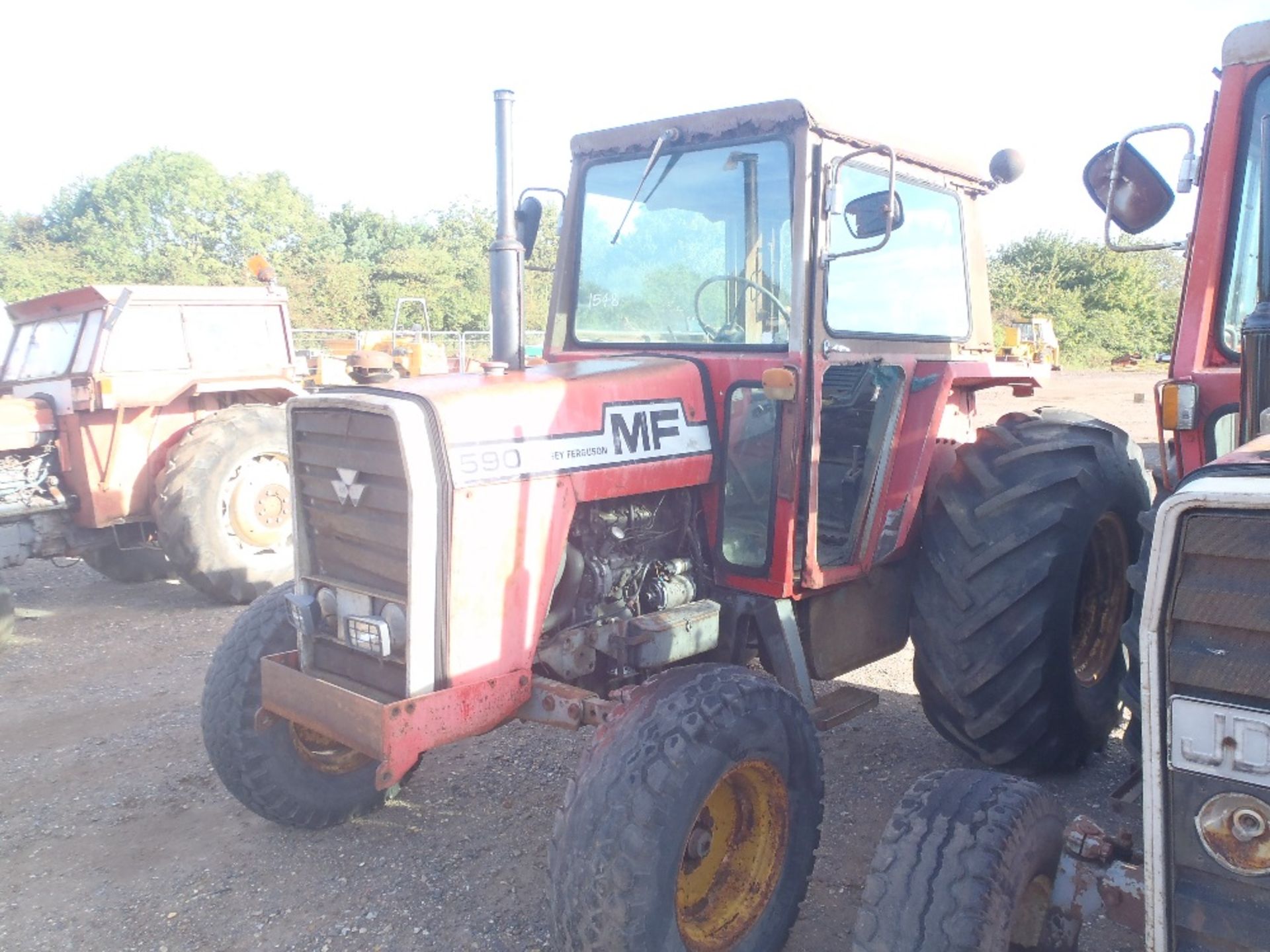 Massey Ferguson 590 2wd Tractor. Reg. No. XRS 822S Ser. No. 378142
