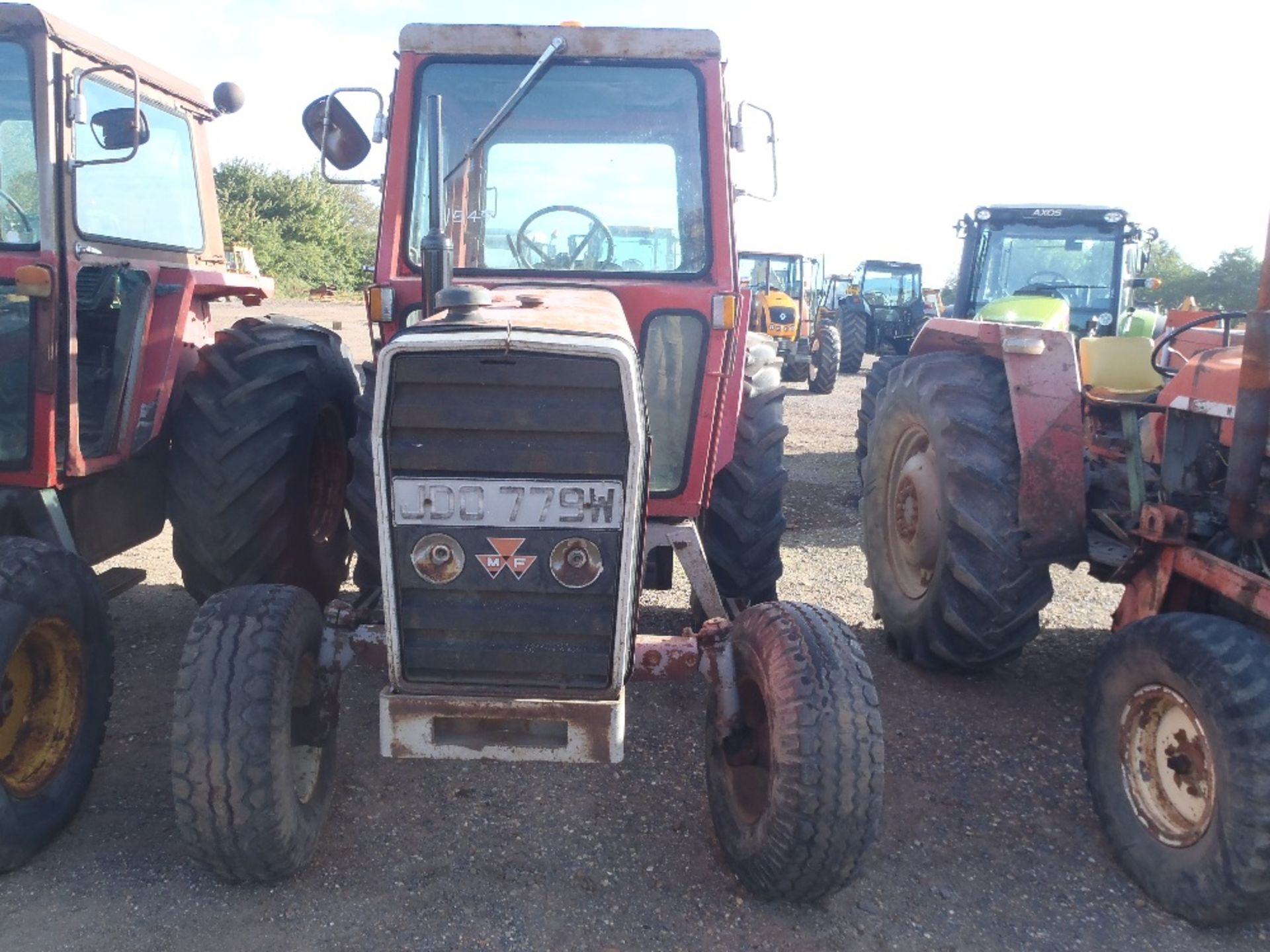 Massey Ferguson 590 2wd Tractor. Reg. No. JDO 779W Ser. No. 381637 - Image 2 of 8