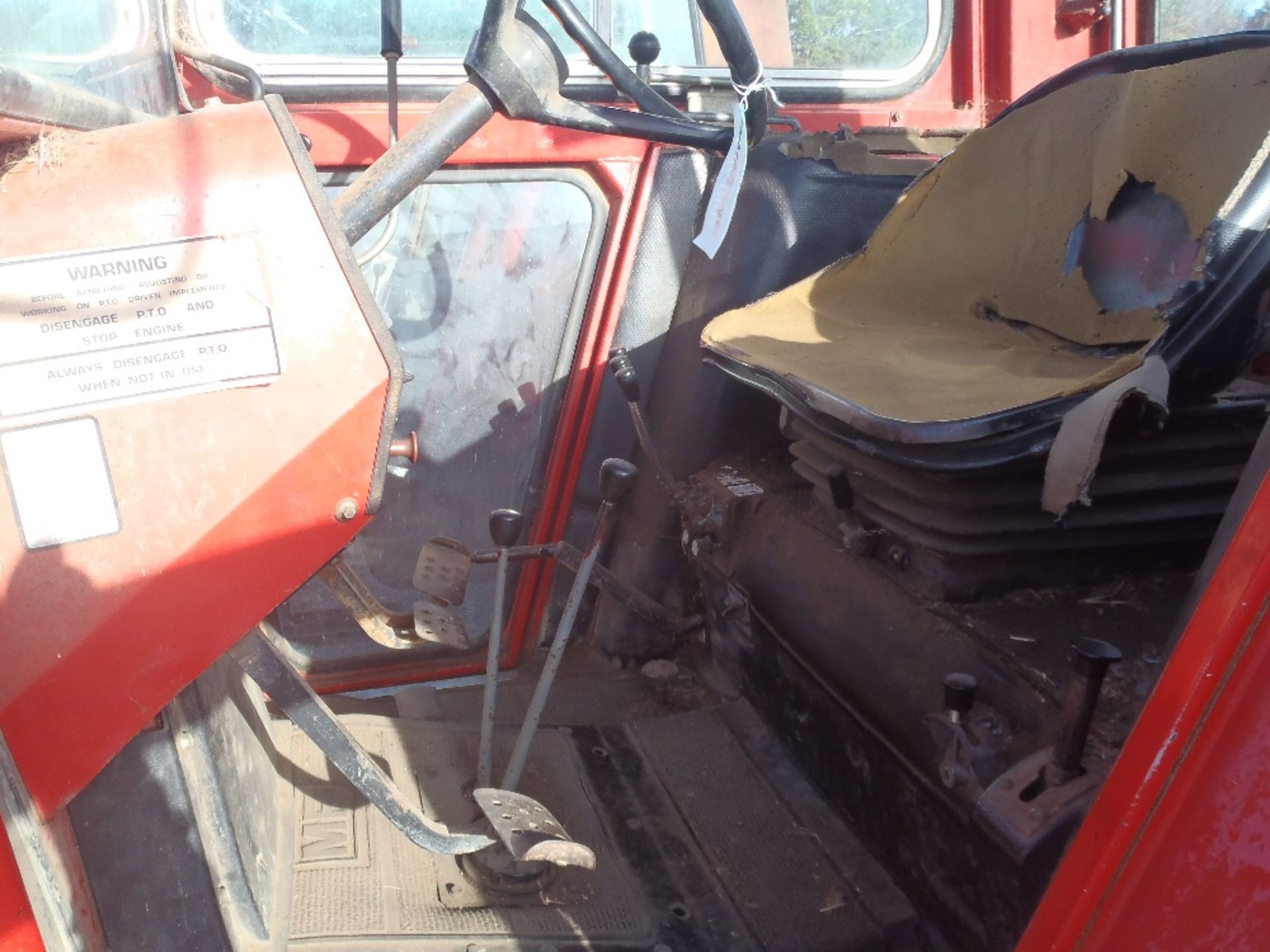 Massey Ferguson 590 2wd Tractor. Reg. No. JDO 779W Ser. No. 381637 - Image 8 of 8