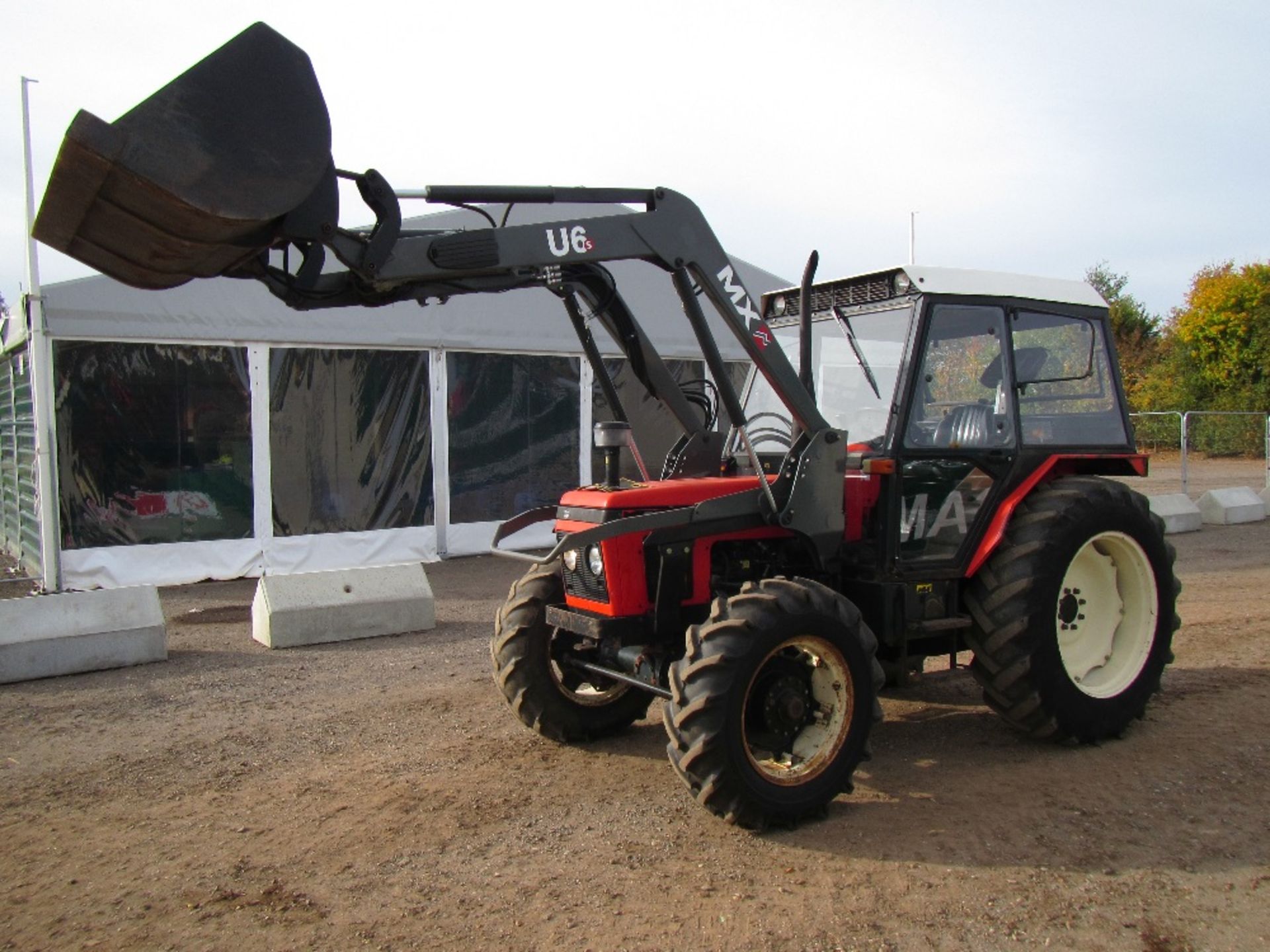 Zetor 7745 4wd Tractor. Chilton MXU6 Loader. Loader fitted 2014. No V5. 1650 hrs. Reg. No. L929