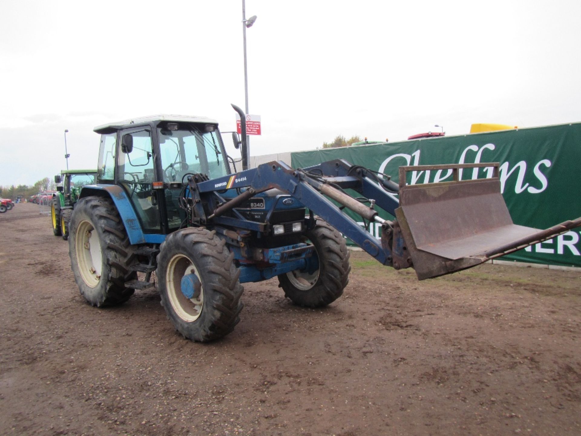 Ford 8340 SLE Tractor. Bomford 4414 Front Loader, Powerstar Engine, 2 Spools, Muck Fork, 16x16 - Image 3 of 17