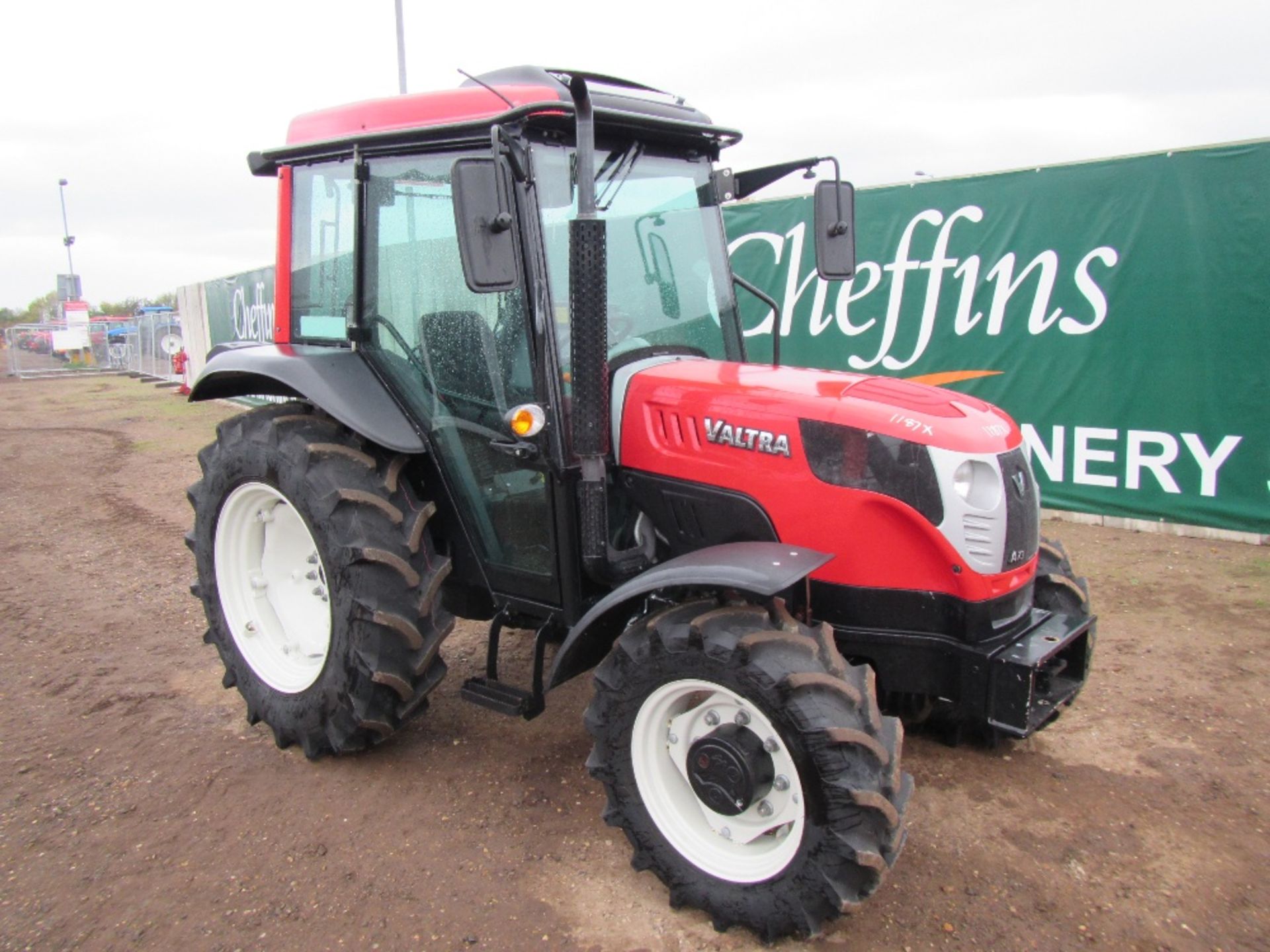 2015 Valtra A73C 4wd Tractor 40k, 12+12 Synchro, Mechanical Shuttle, 2 Spools, Air Con, 540/540E - Image 3 of 17