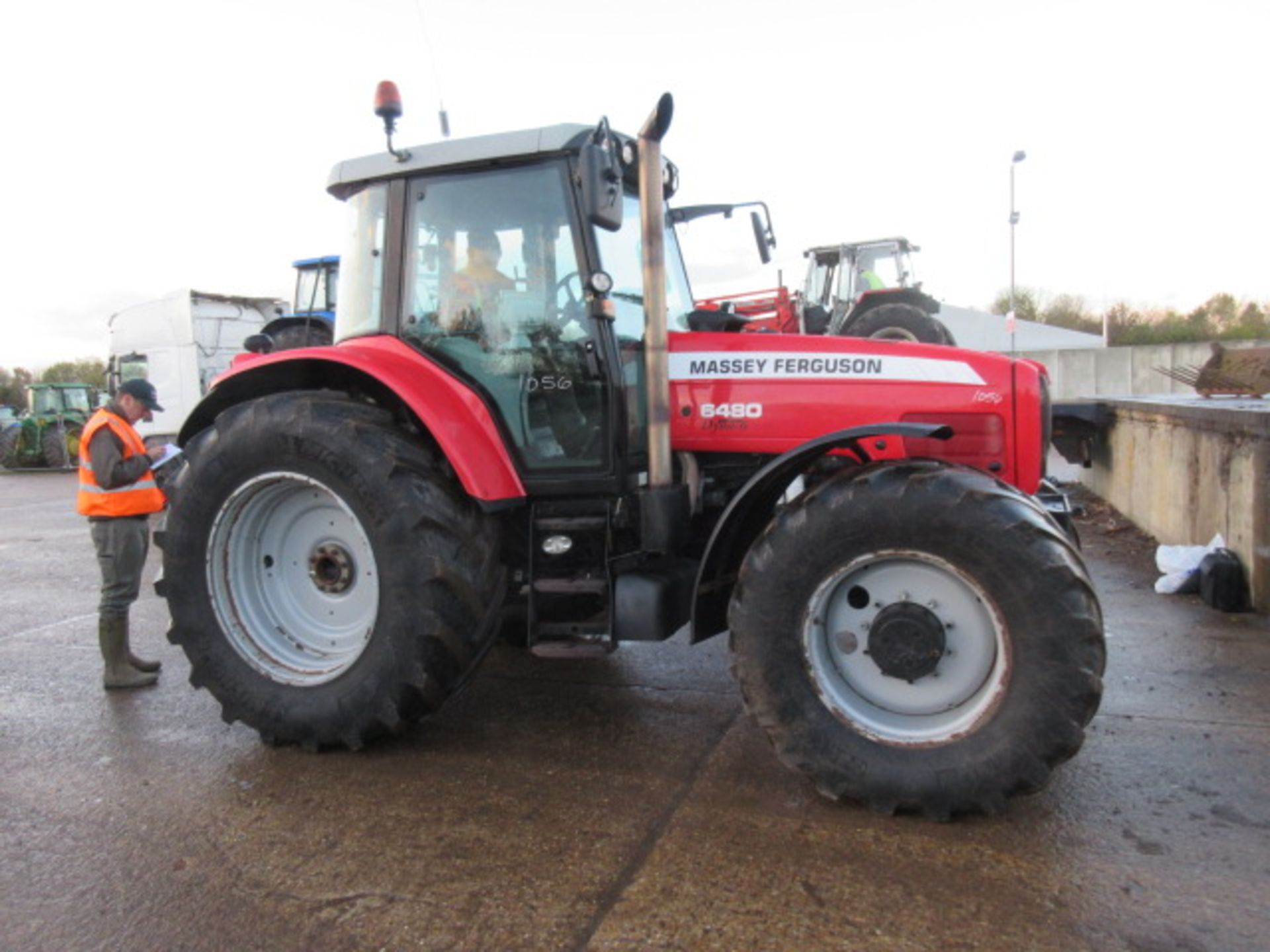 Massey Ferguson 6480 Tractor. 06 Reg - Image 4 of 7