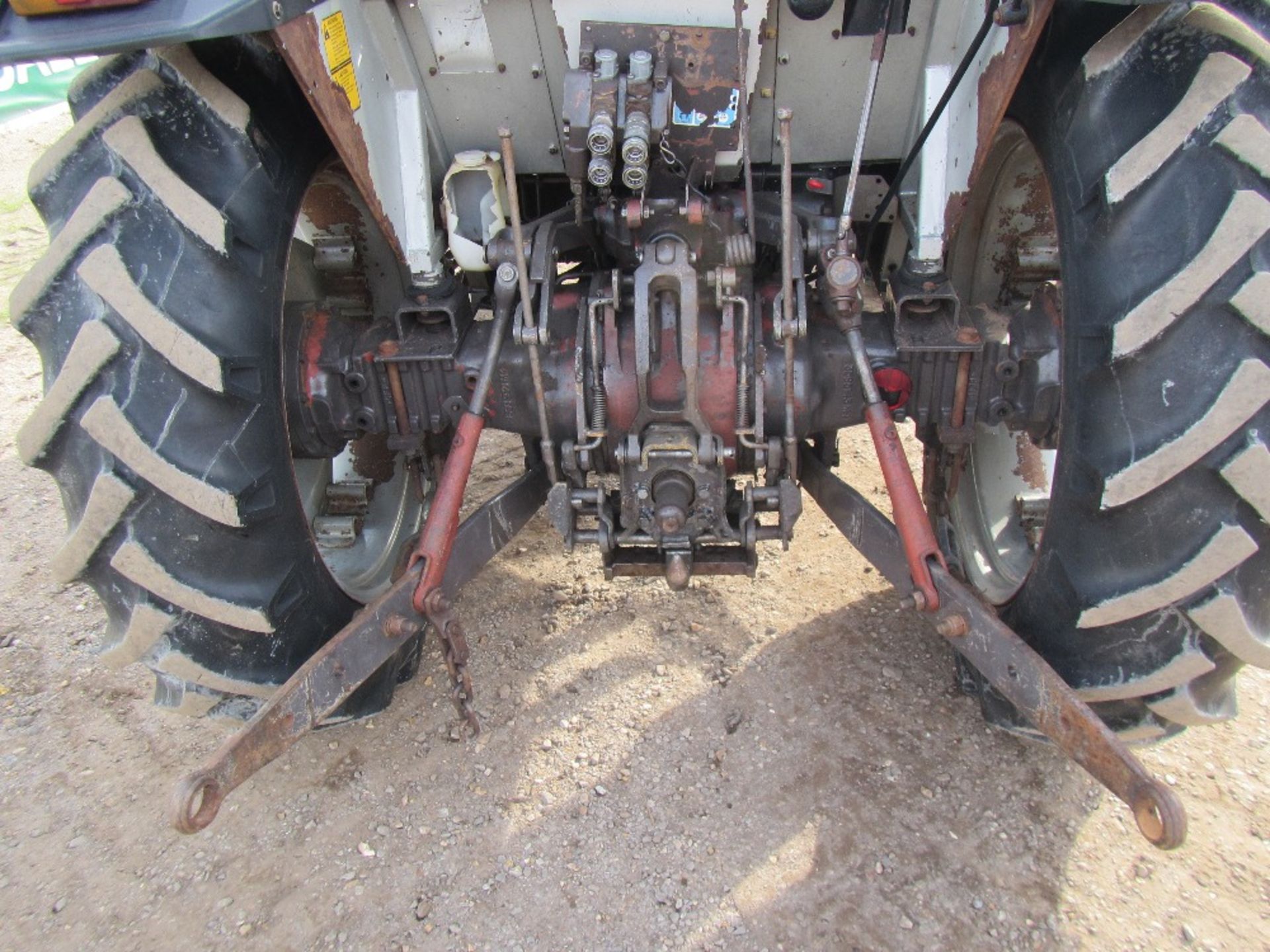 Massey Ferguson 362 4wd Tractor 3 Gearsticks Reg. No. H422 XVJ Ser No S15001 - Image 7 of 17