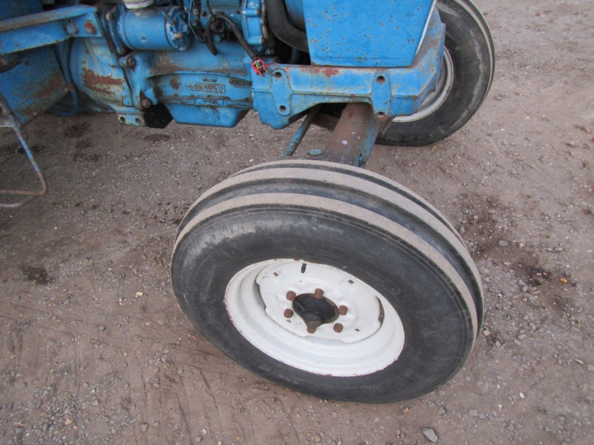 Ford 4000 2wd Tractor. Ser No B217799 - Image 4 of 15