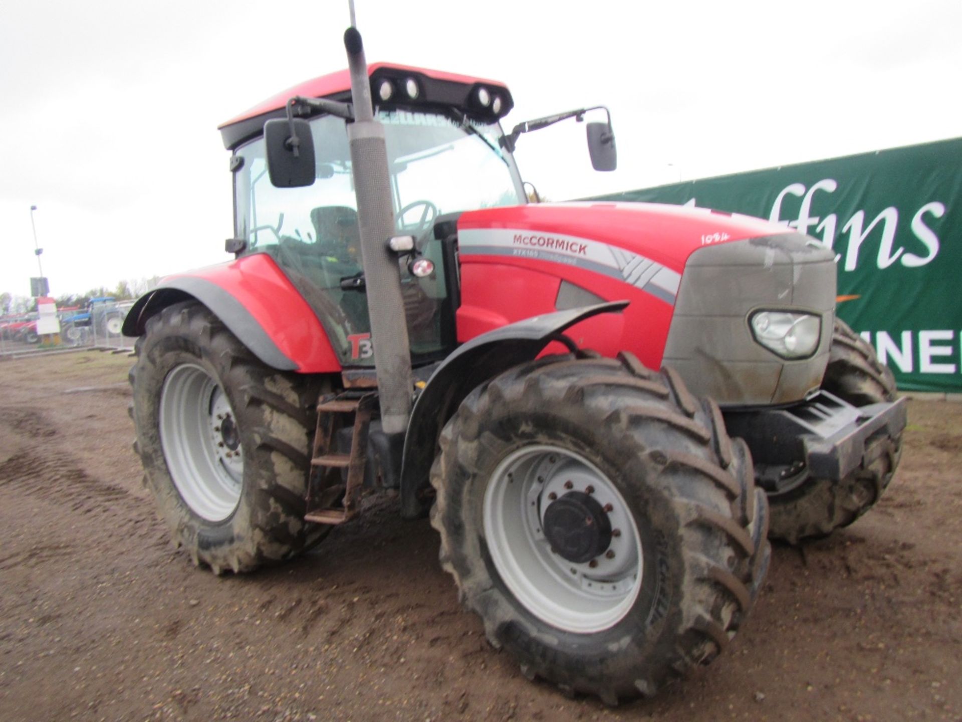 McCormick XTX165 Tractor. Reg Docs will be supplied. 3948 hrs. Reg. No. DX09 MWN. Ser No 44062 - Image 3 of 18