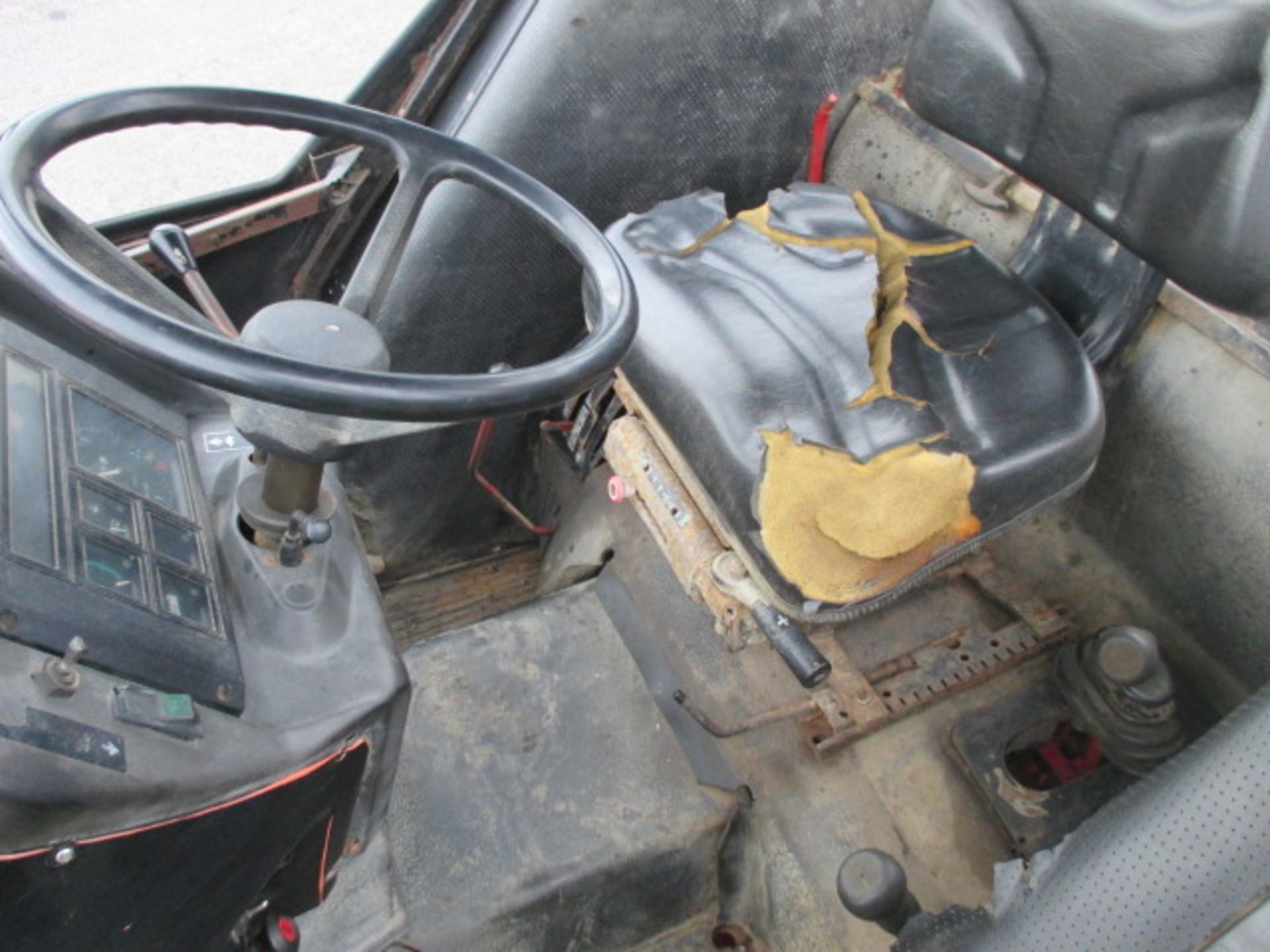Case International 895 4wd Tractor. Tanco Power Loader & Fork. Reg. No. K263 AEC - Image 6 of 7