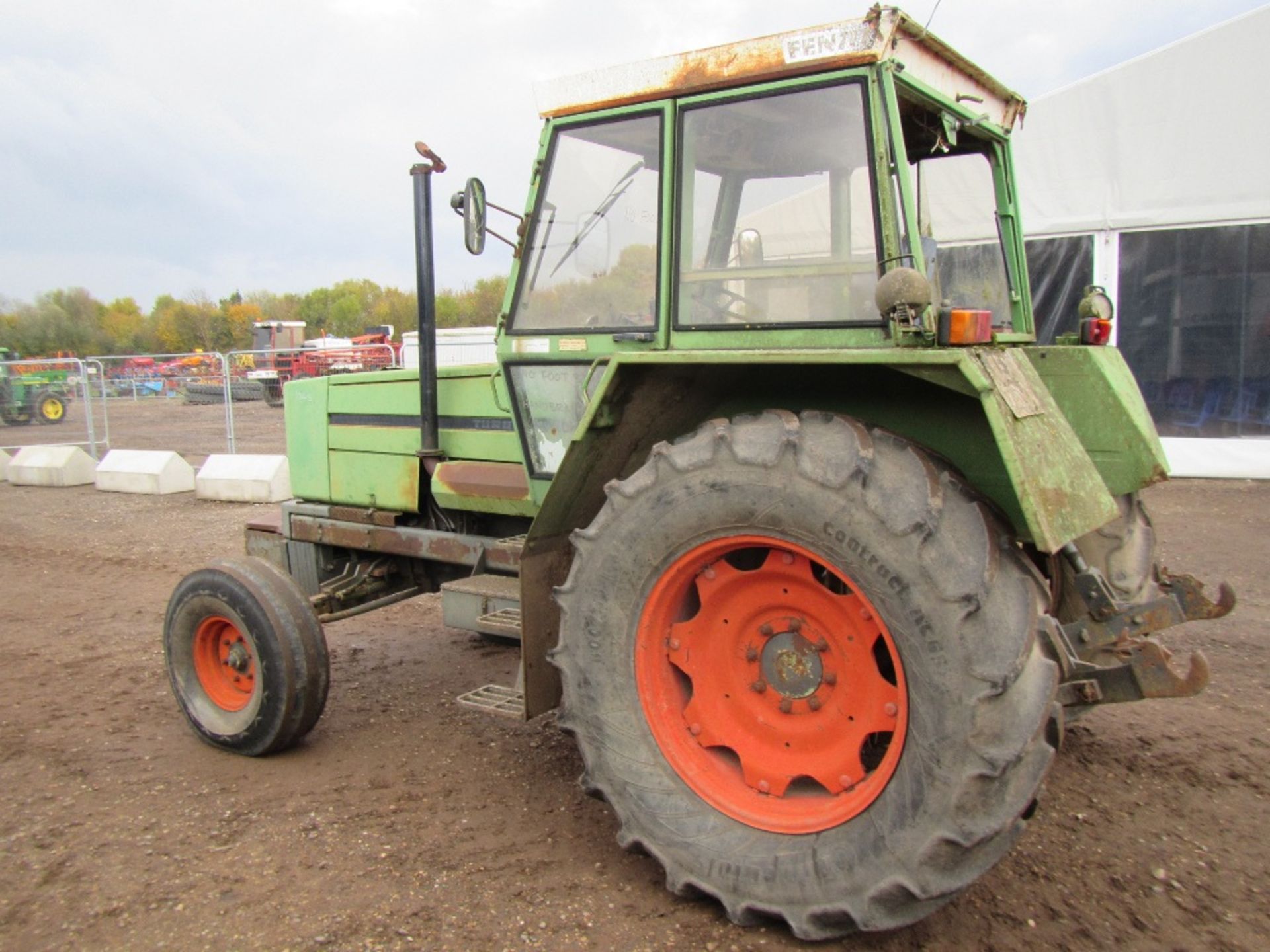 Fendt Favorit 610LS 2wd Tractor. Reg Docs will be supplied. Reg. No. WEX 759X. - Image 9 of 15