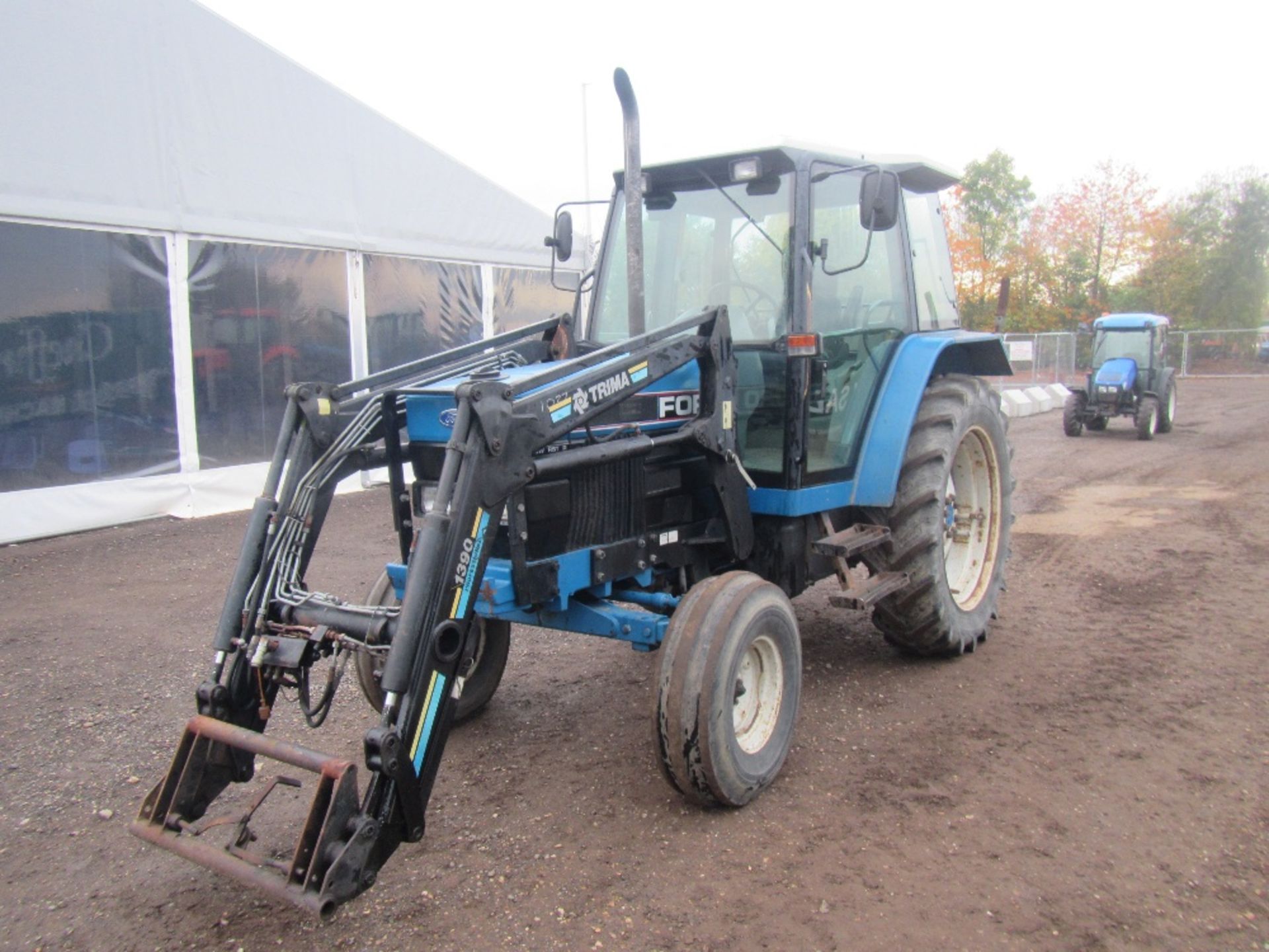 Ford 6640 Tractor. Loader