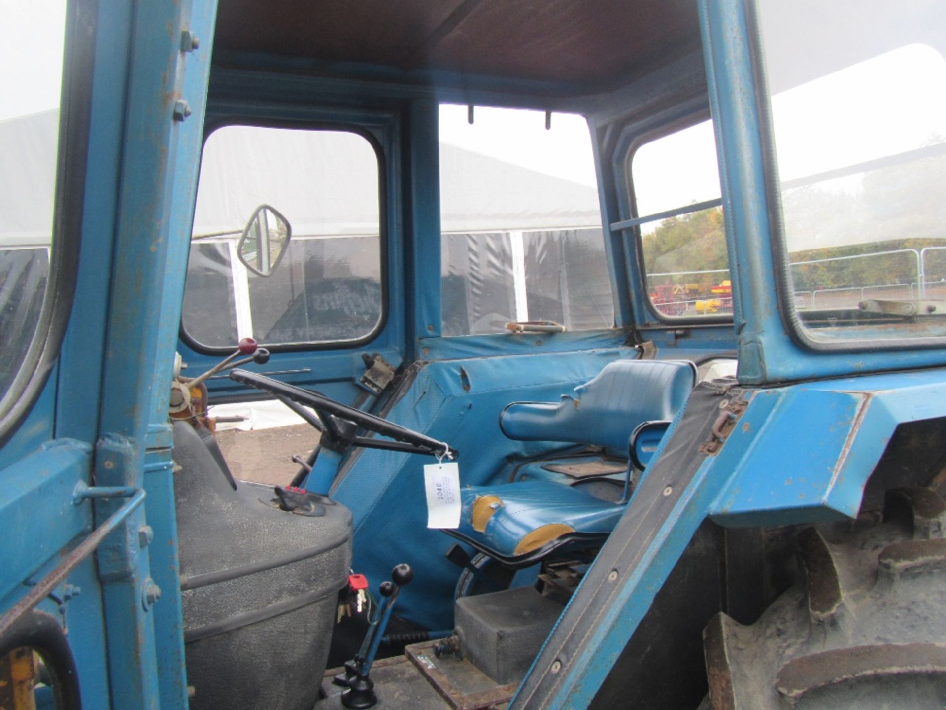 1979 Ford 4600 Tractor. Loader, Power Steering, Bucket, 14.9R28 Tyres. 2887 hrs. Ser No B999392 - Image 13 of 18