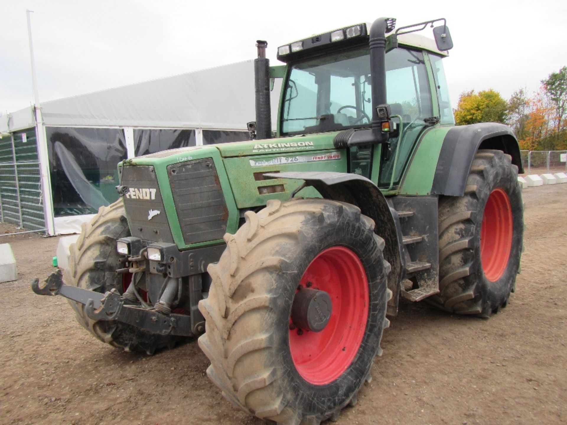 1998 Fendt Vario 926 Tractor. Reg. No. S323 RBE.