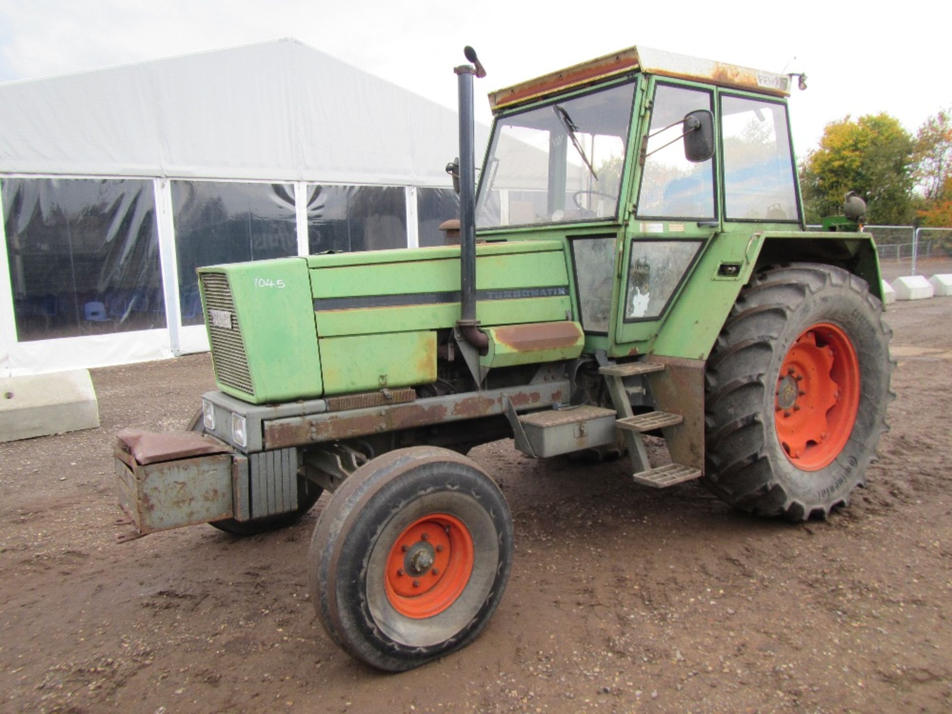 Fendt Favorit 610LS 2wd Tractor. Reg Docs will be supplied. Reg. No. WEX 759X.