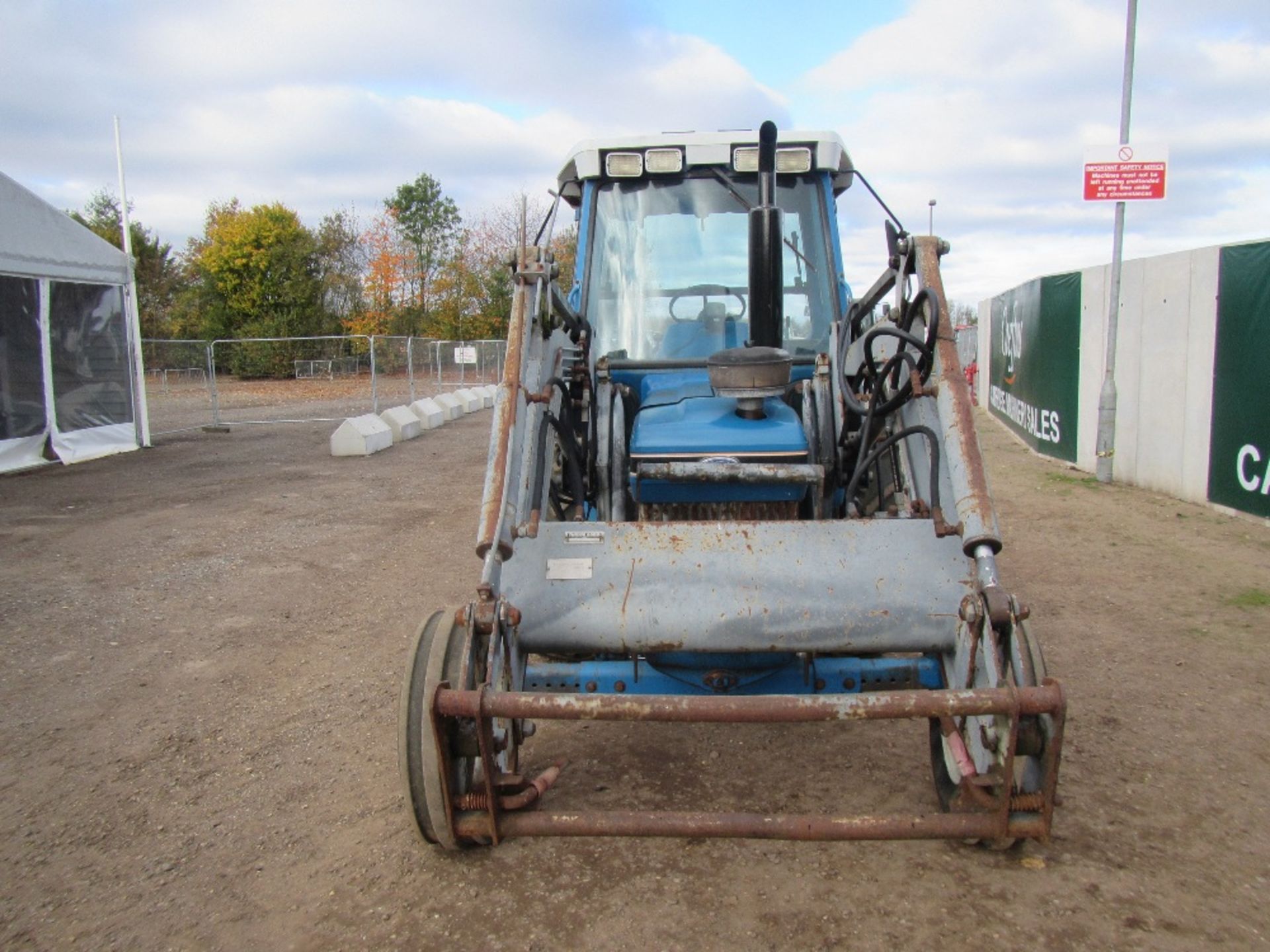 Ford 7610 2wd Tractor. Farmhand F15 Loader. Reg. No. D768 KKE - Image 2 of 15