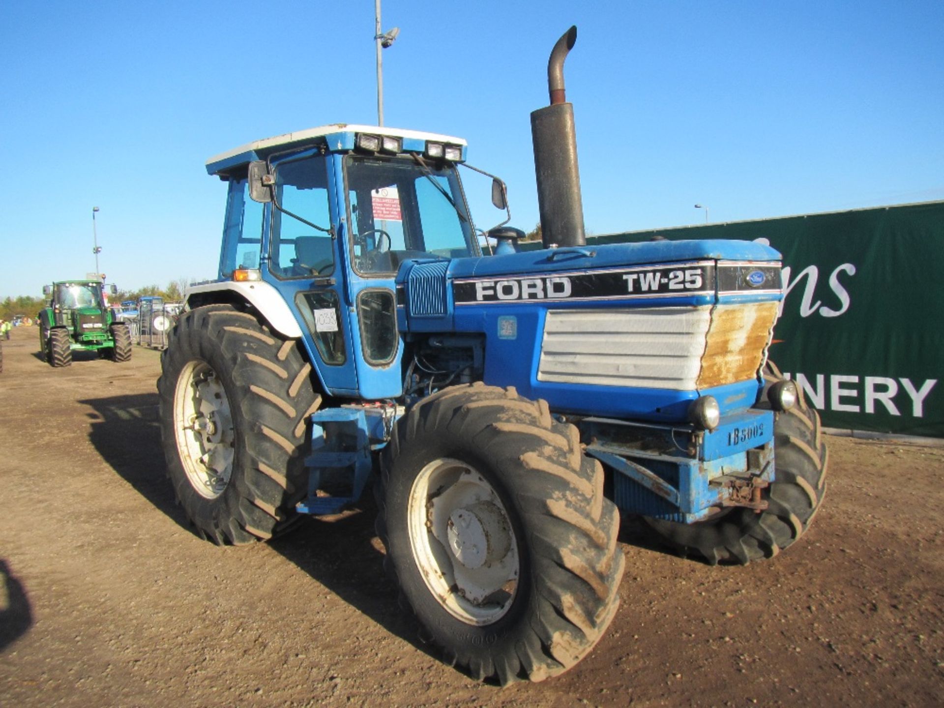 1989 Ford TW25 Super Q 4wd Tractor. Reg. No. Q160 JJO - Image 3 of 17